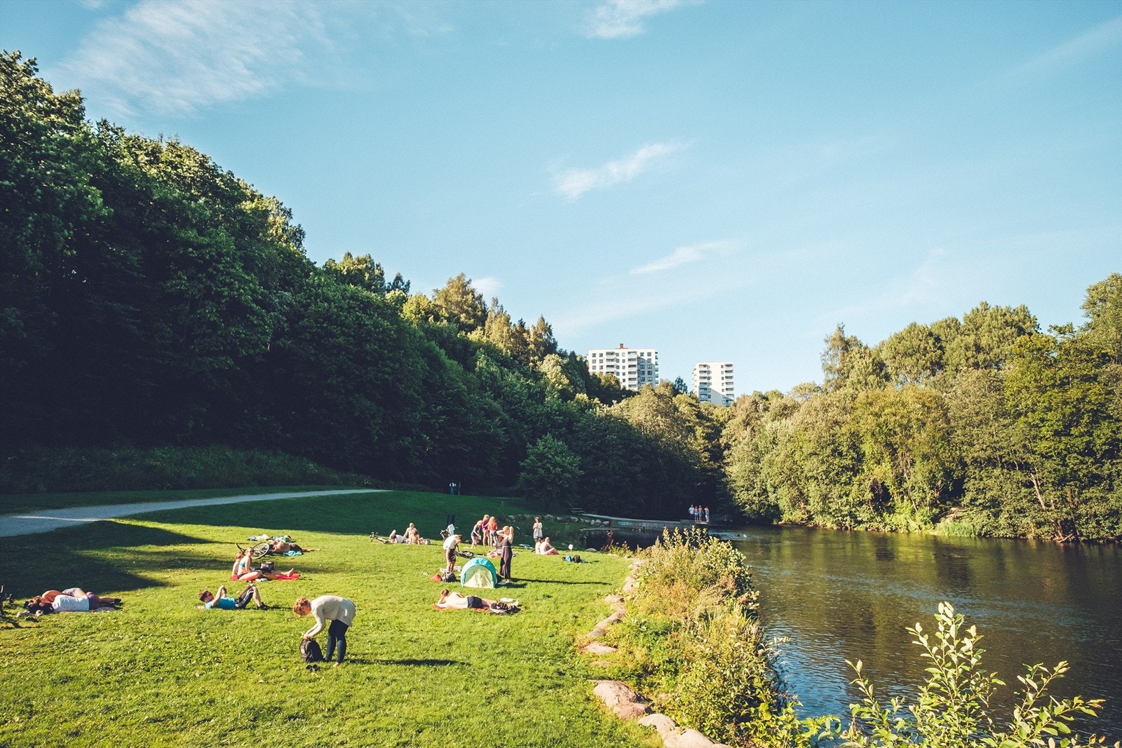 Akerselva like utenfor døren med flotte tur og bademuligheter Galleribilde