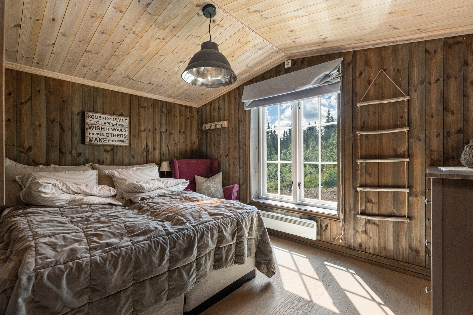 Oppe er det tredje soverommet Galleribilde