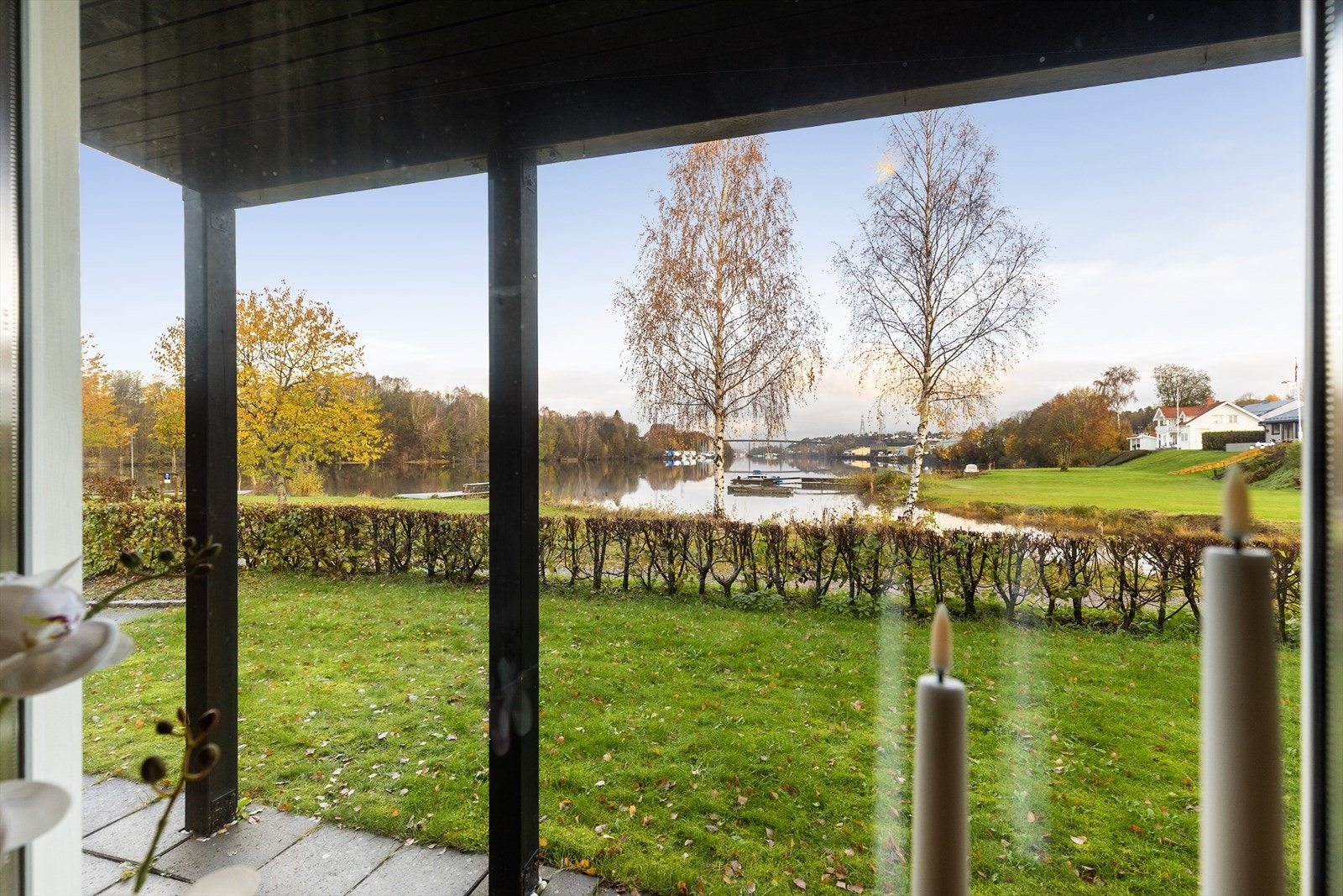 Hyggelig utsikt fra soverom i 1. etasje Galleribilde