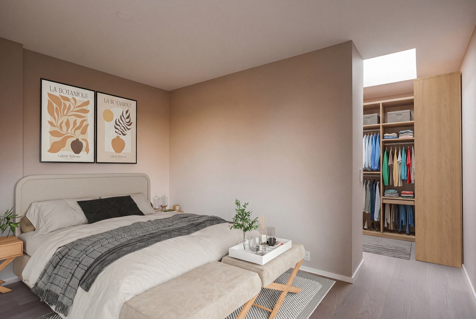 Hovedsoverom med stor walkin og eget bad Galleribilde