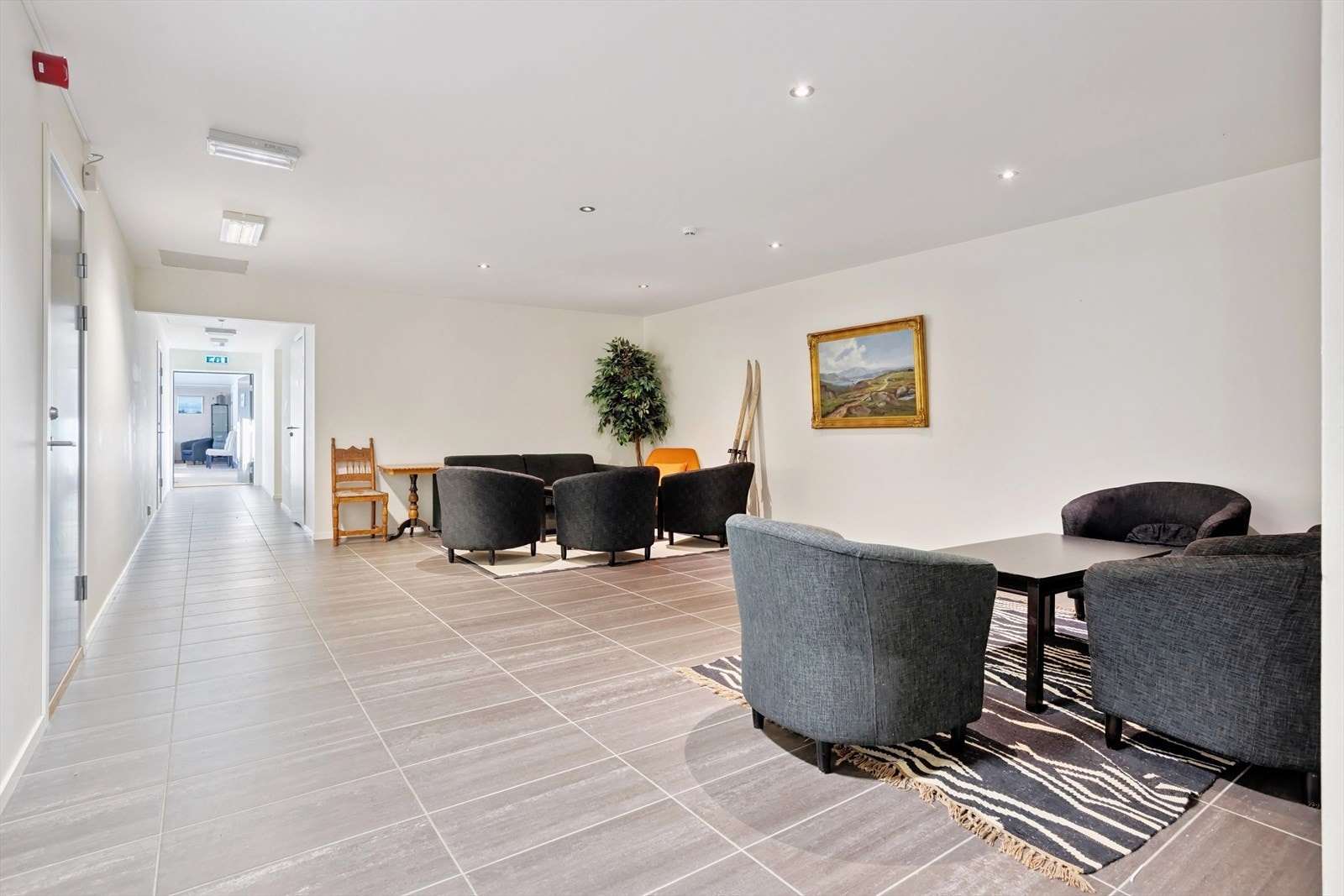 I tillegg har man tillegg til sameiets fellesområder Galleribilde