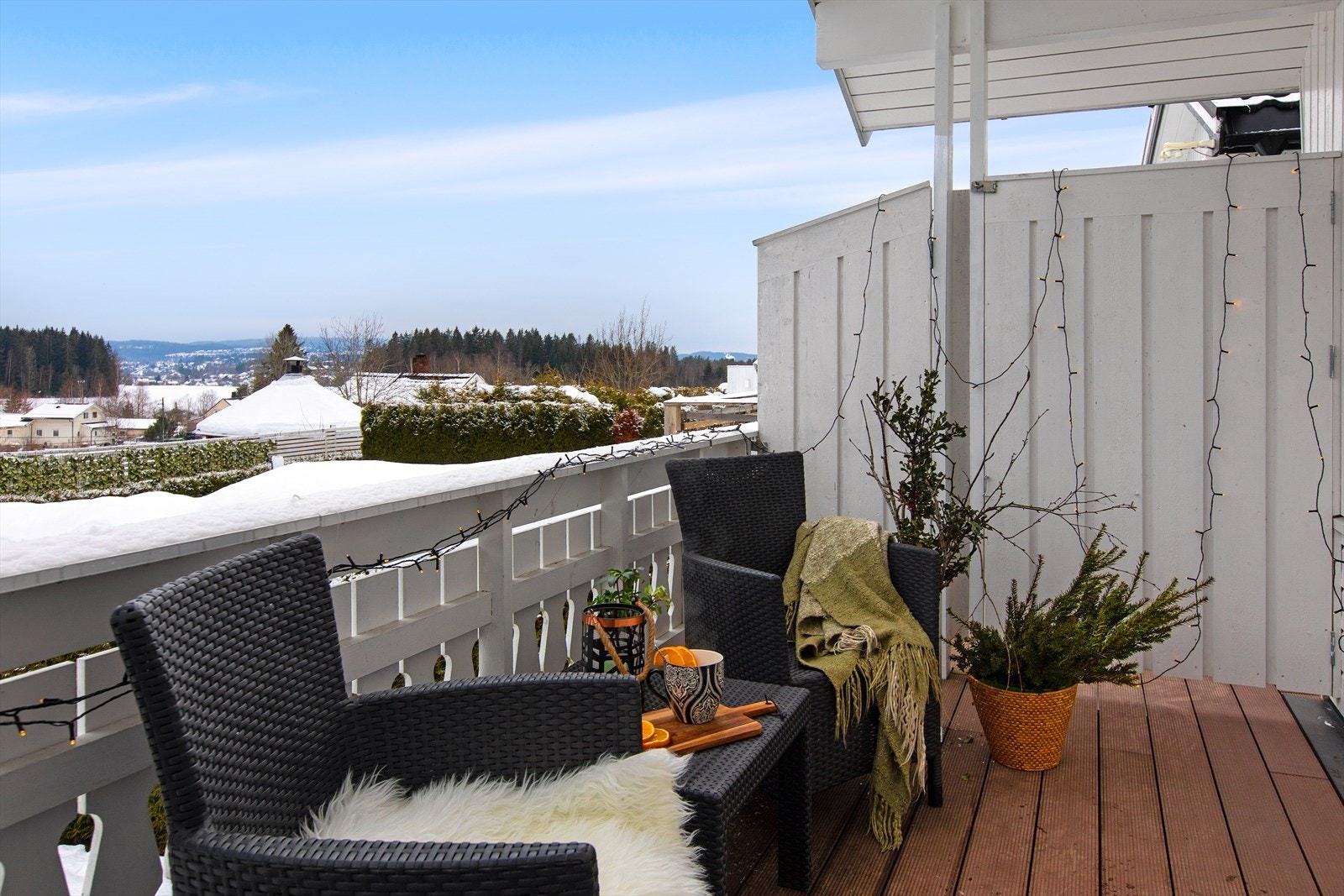 Boligen har en balkong på 13 m² med god plass til utemøbler. Galleribilde