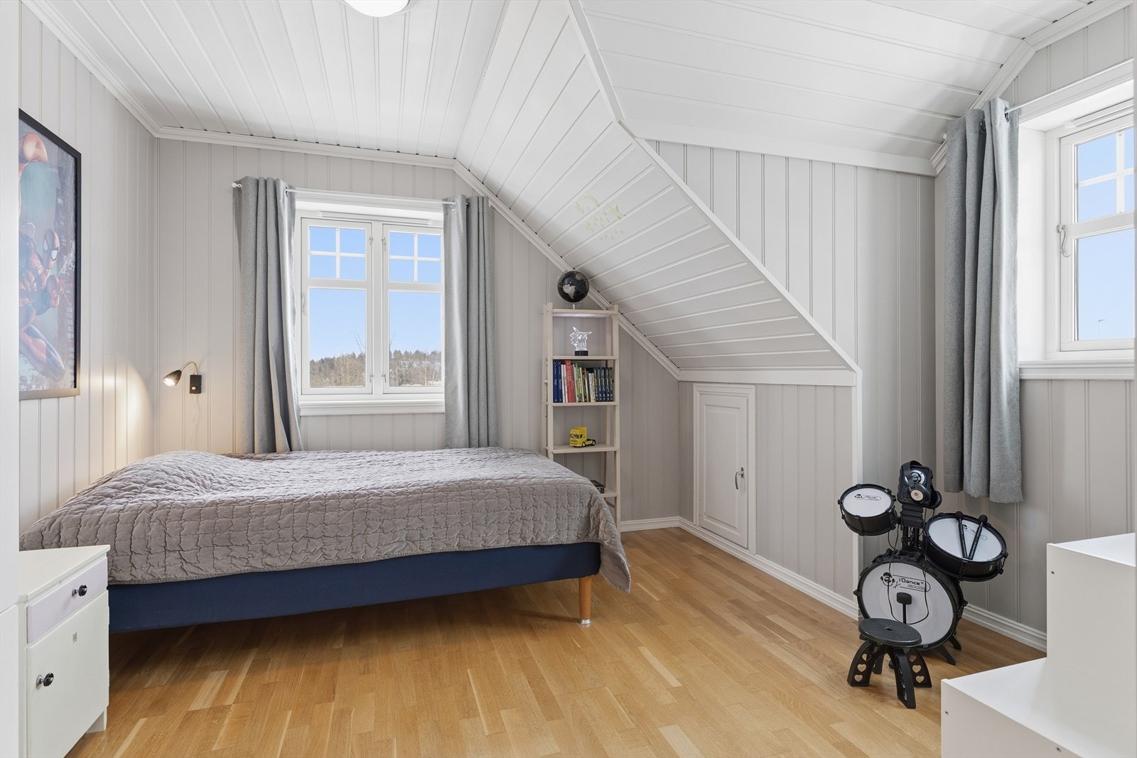 Soverom 3 har plass til dobbeltseng og garderobeløsning. Galleribilde