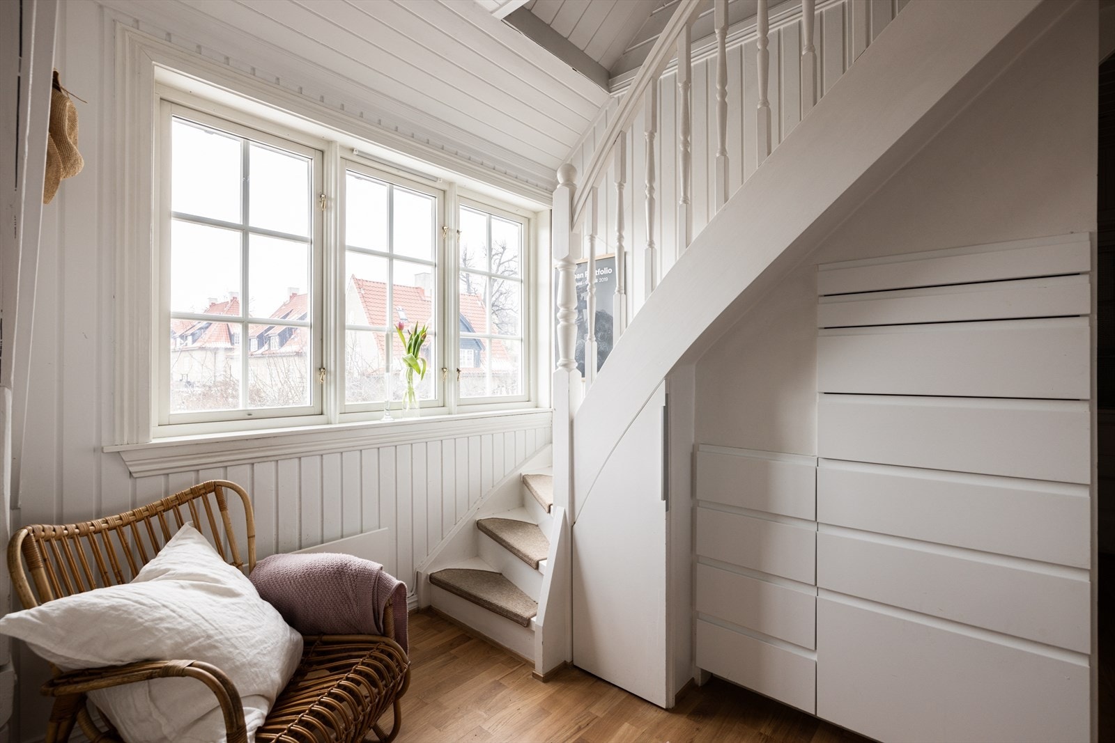 Videre kommer vi opp til boligens loftetasje. Galleribilde