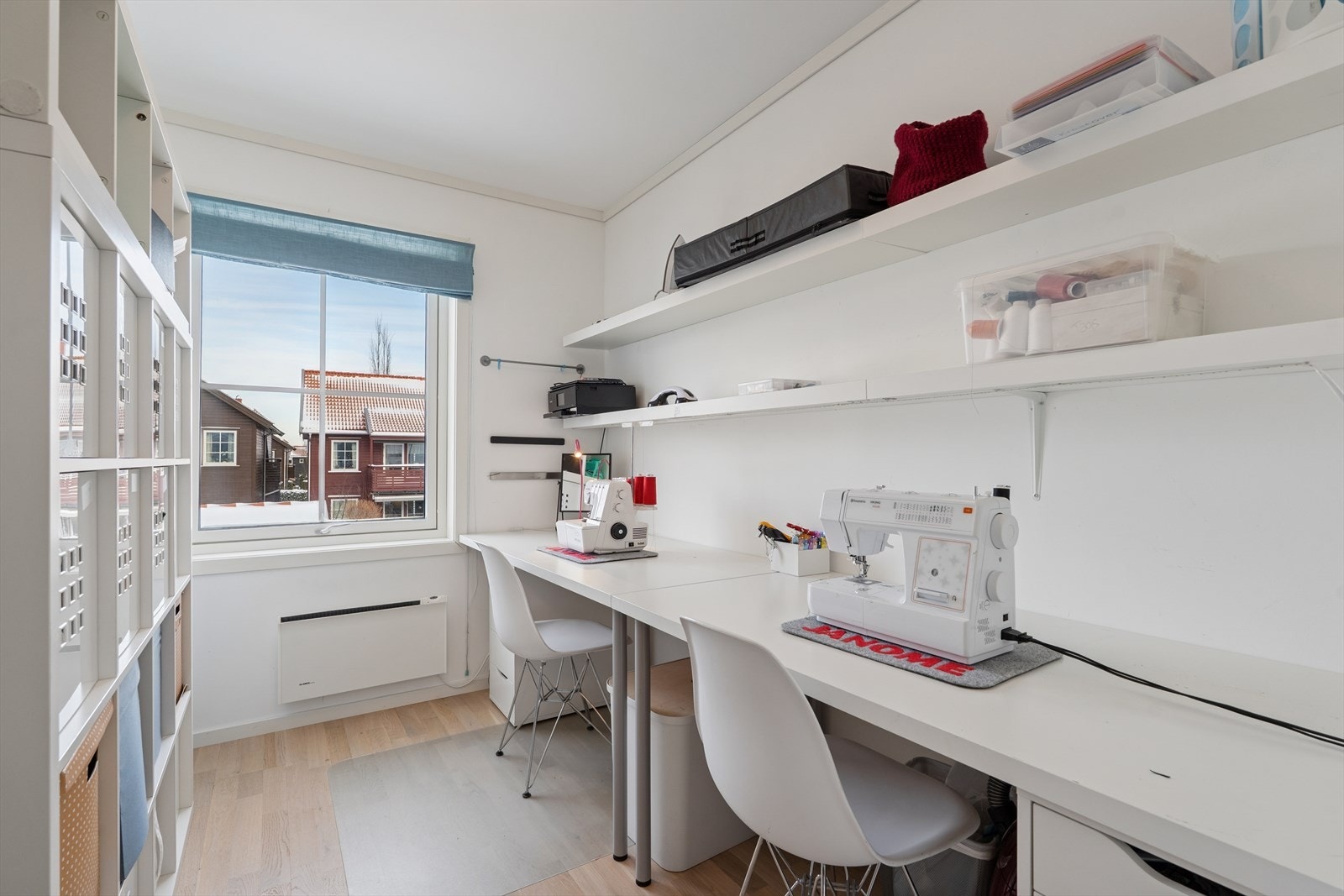 Soverom fire er i dag i bruk som et kreativt syrom - like perfekt er det å innrede det som et soverom, hva er deres behov? Galleribilde