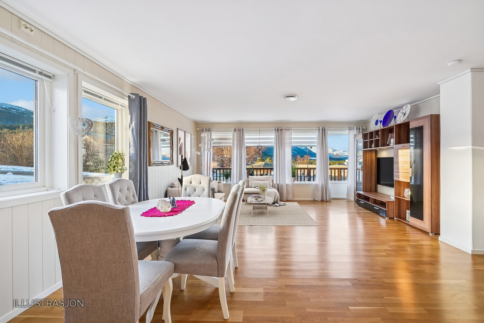 Kjøkken og stue i åpen løsning. Ca. 37 m2. Digitalt stylet Galleribilde