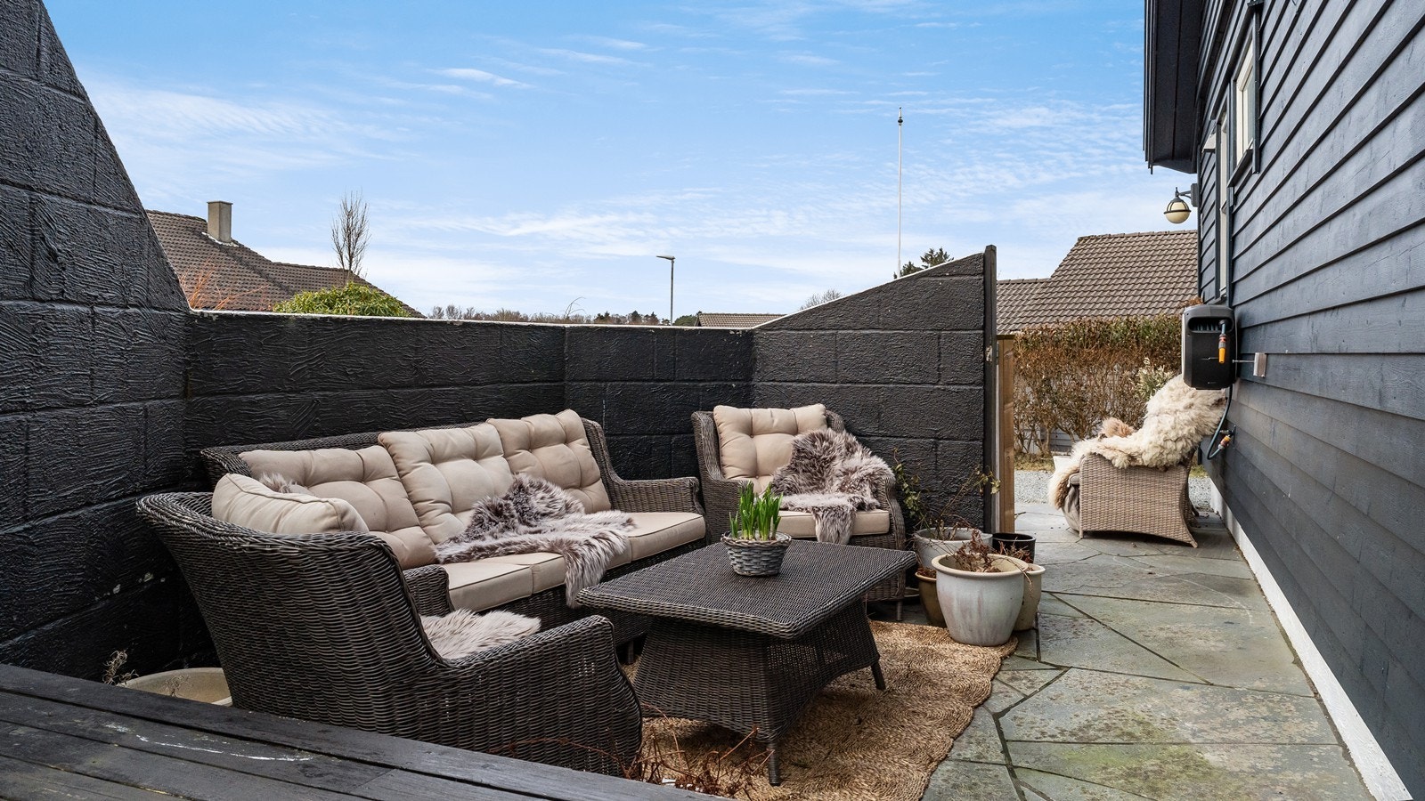 En lun og hyggelig krok - perfekt for å trekke seg tilbake og nyte ettermiddagskaffen i ro og fred. Galleribilde