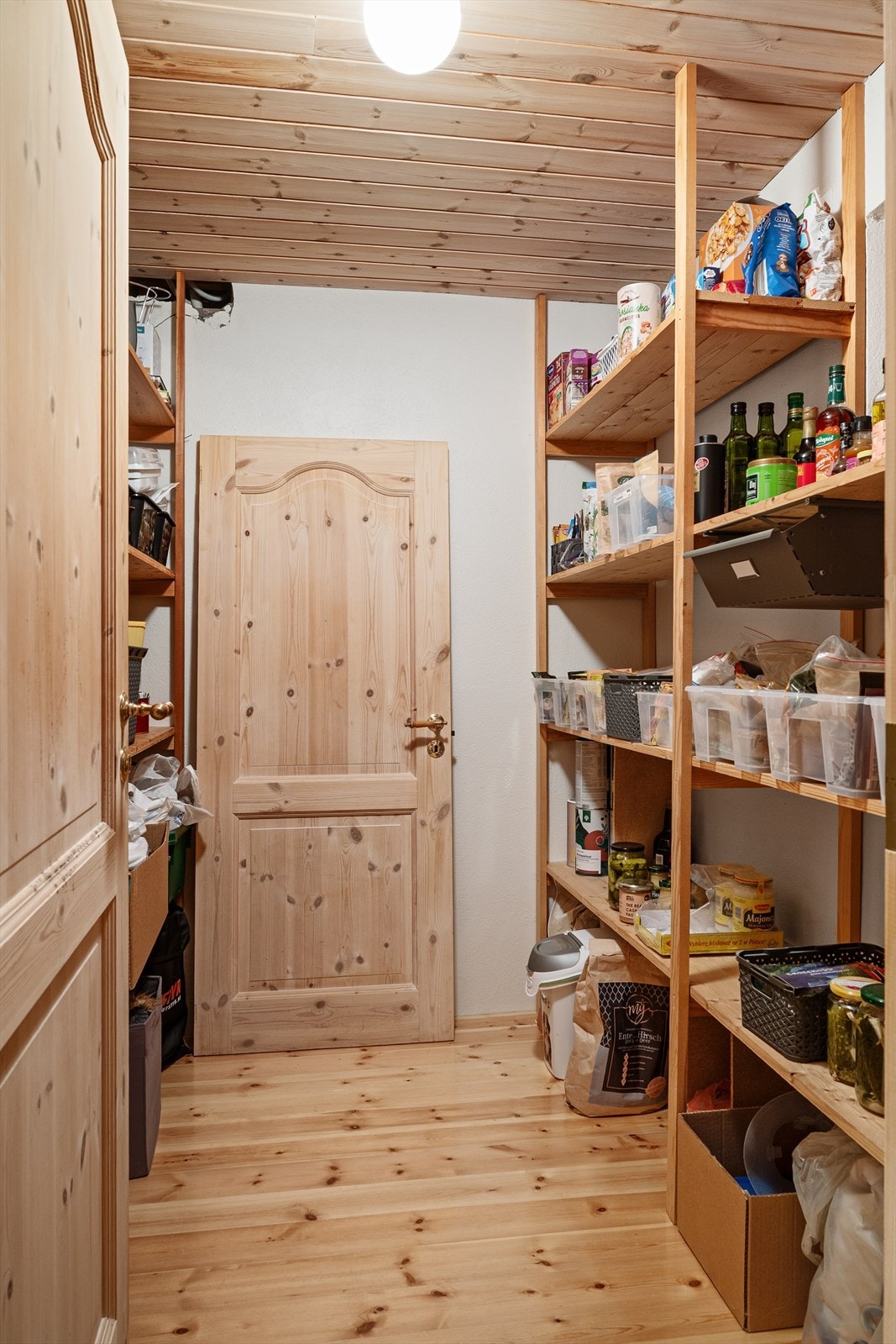 En av de praktiske bodene i underetasjen. Galleribilde