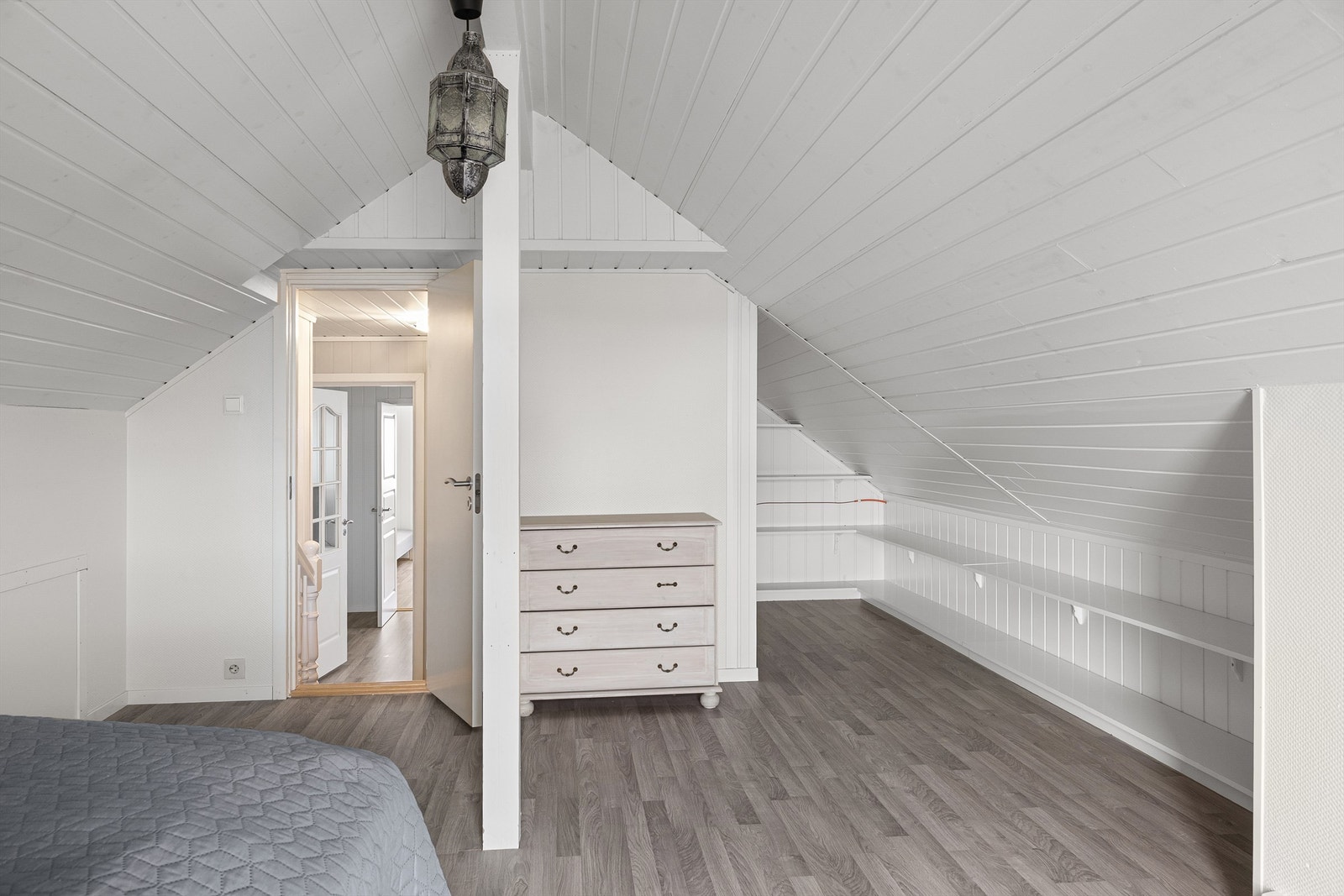 Soverom nr. 1 i 2 etg. Galleribilde