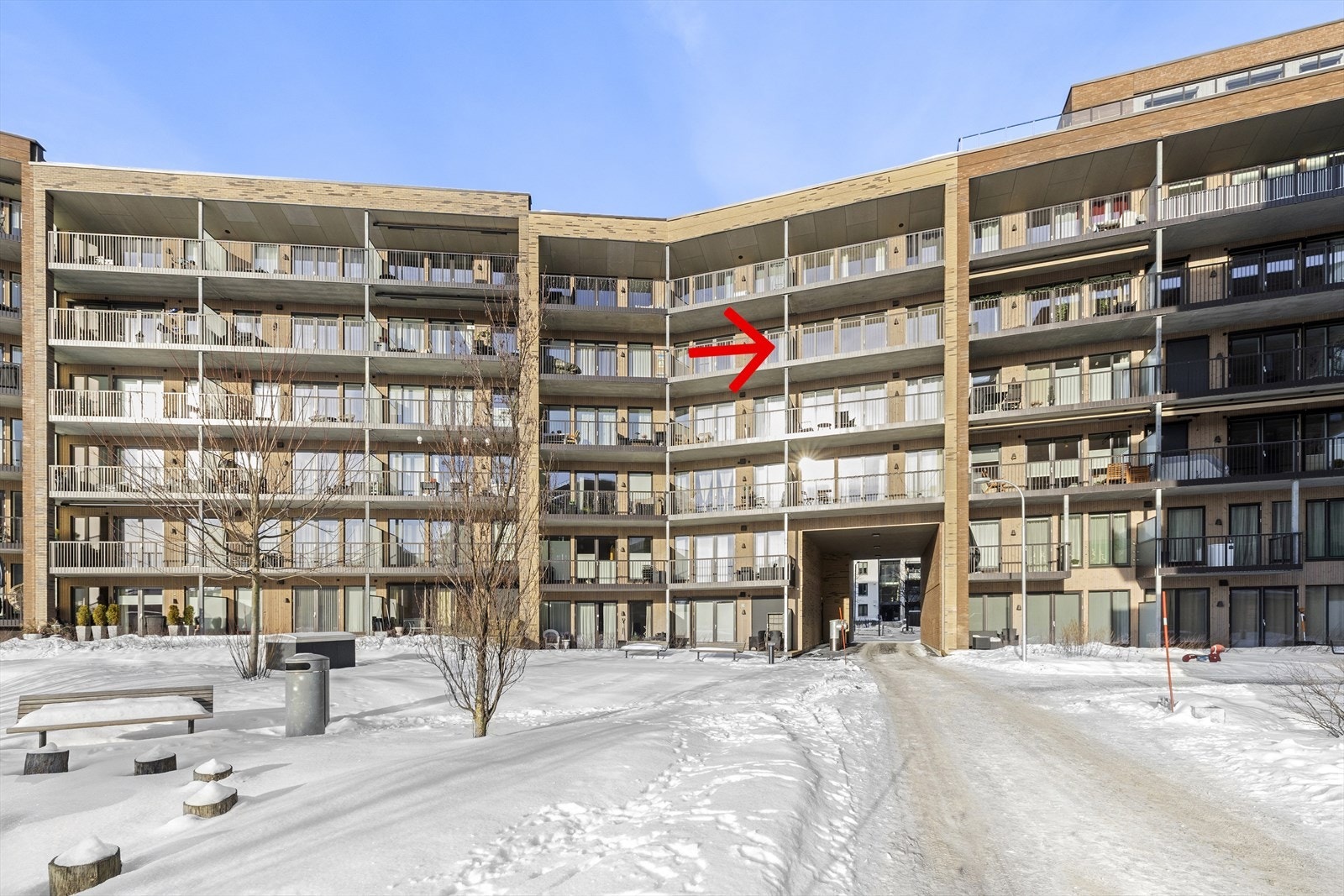 Sameiet er veldrevet og har pent opparbeidede fellesarealer med grøntarealer og gangveier. Galleribilde