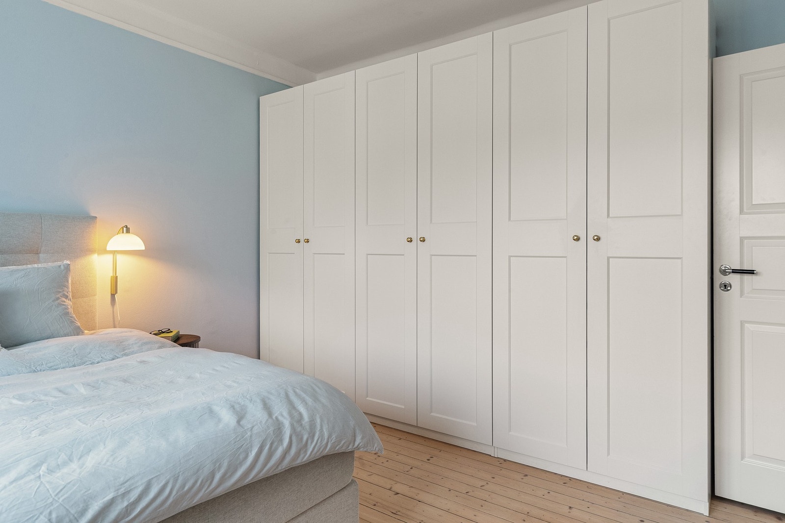 Her er det malt i duse farger som skaper en avslappet atmosfære. Galleribilde