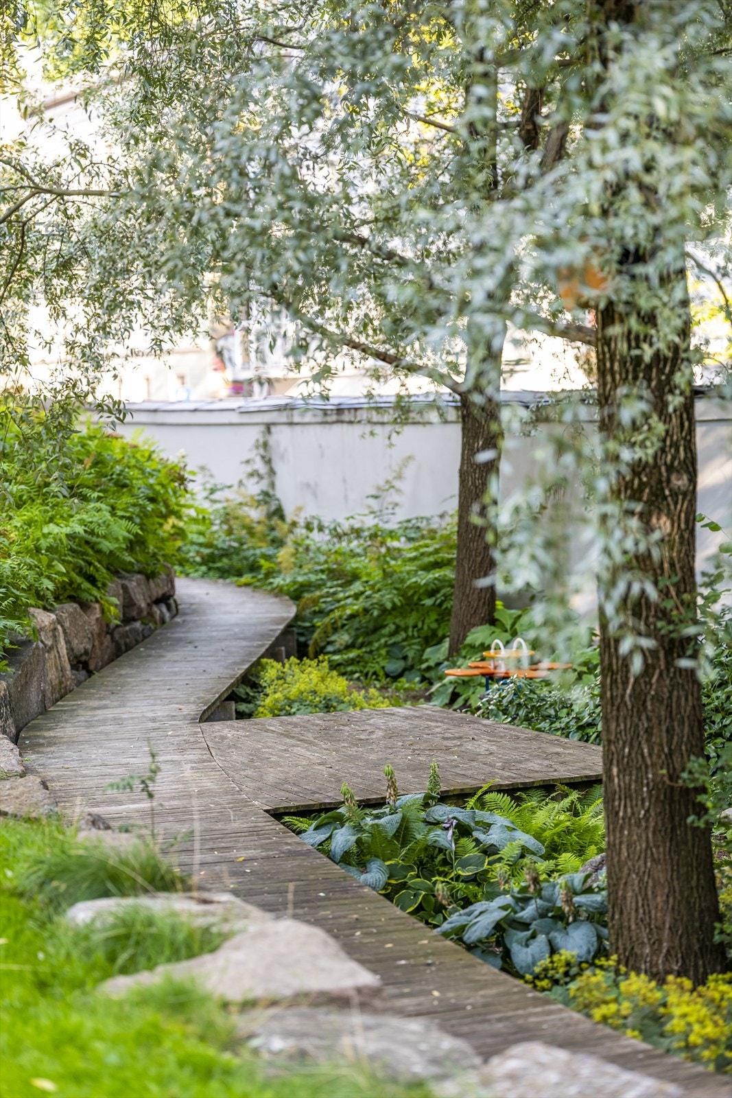 Grønne og rolige omgivelser midt i byen. Galleribilde