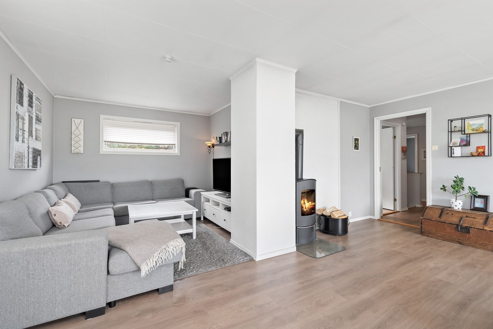 God plass til sittegrupper og spisebord Galleribilde