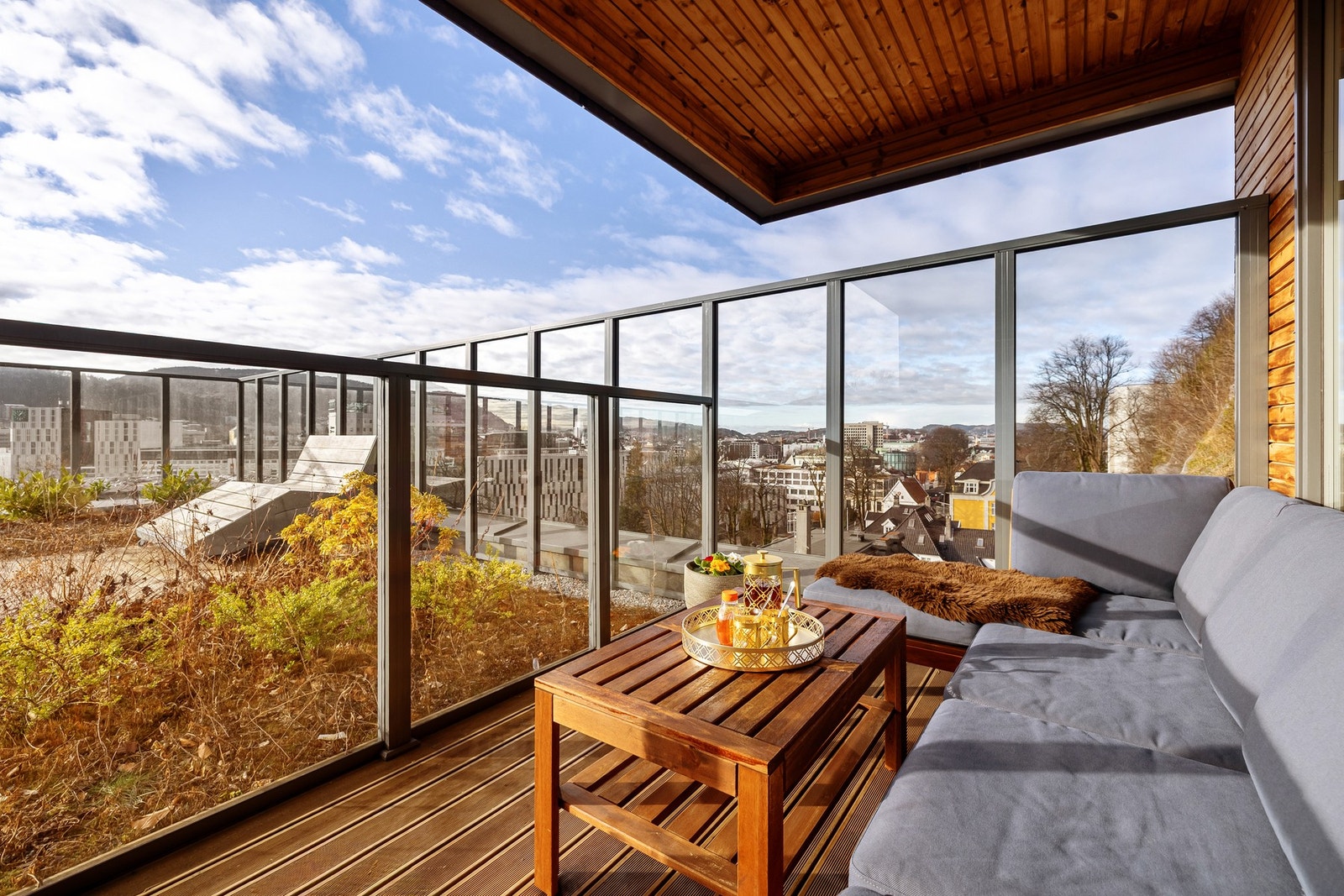 En nydelig 3-roms leilighet fra 2023 i flotte Villa Amtmann. Galleribilde