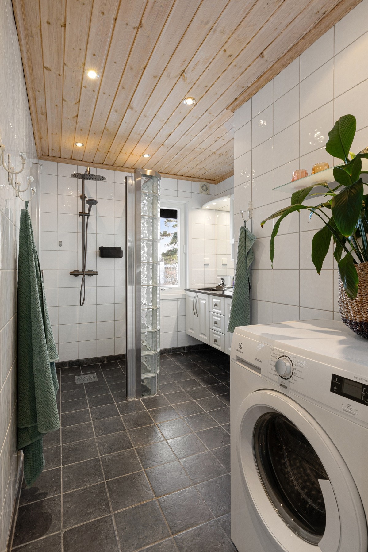 Det er også opplegg for vaskemaskin. Galleribilde