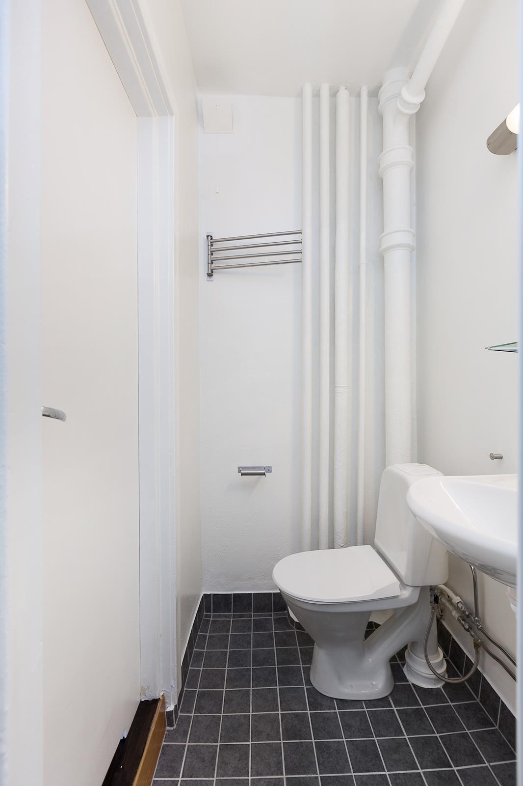 Flislagt bad Galleribilde