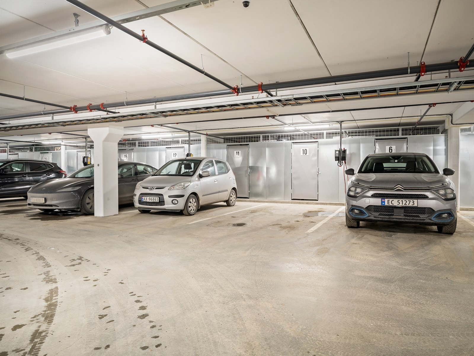 Det medfølger 2 parkeringsplasser, hvor en er med elbillader og en bod på 6 m² i garasjeanlegget. Galleribilde