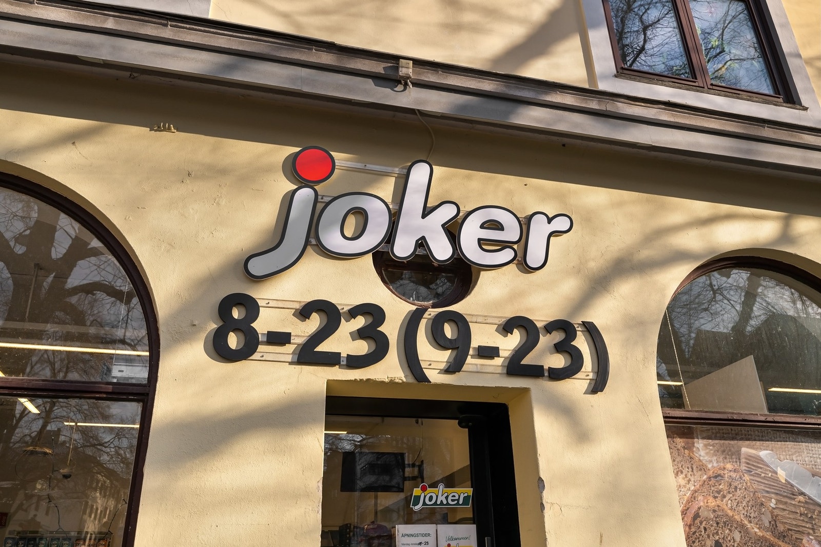 Joker ligger i nabobygget. Galleribilde