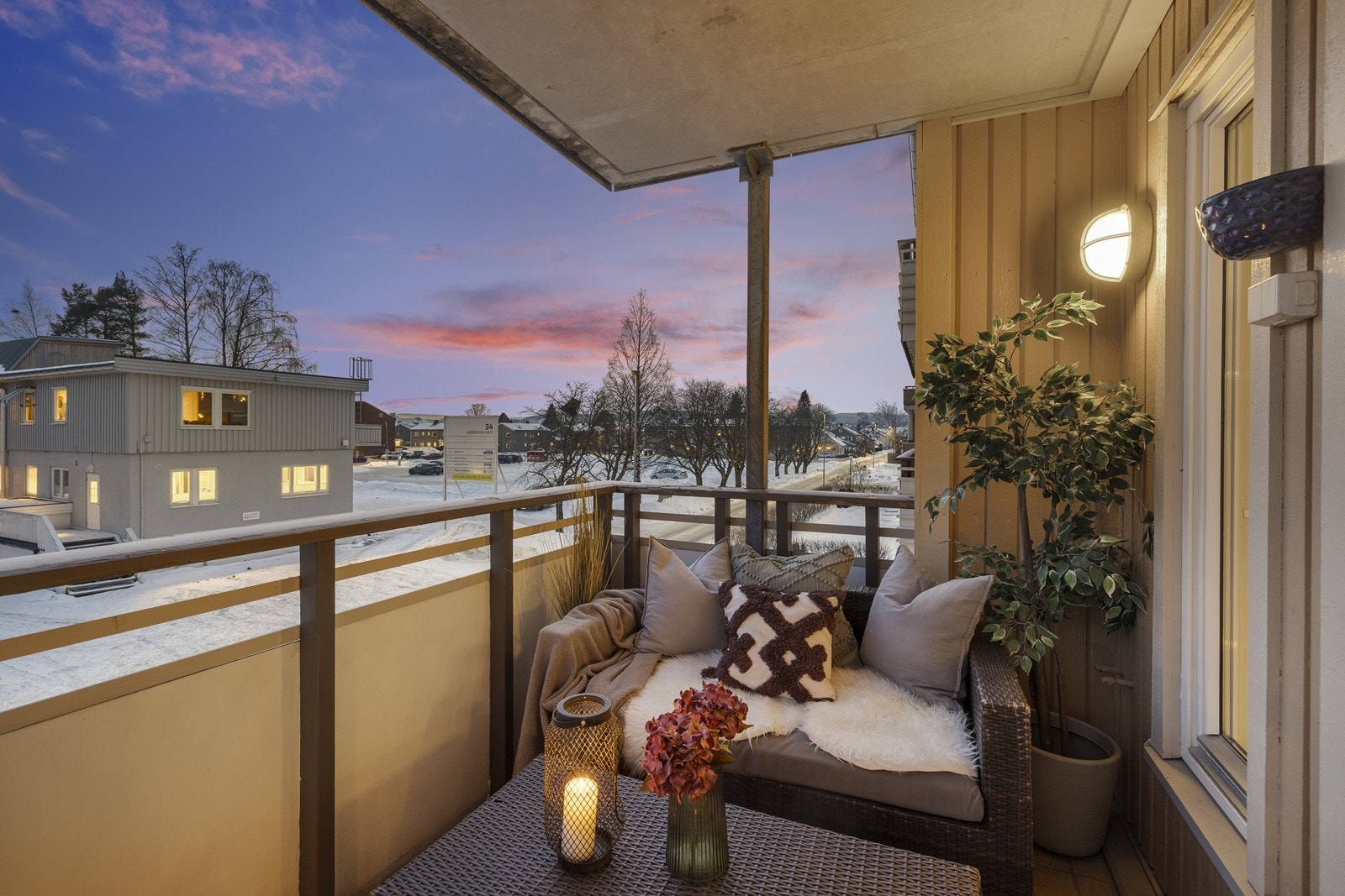 Utsyn over nærområdet. Galleribilde