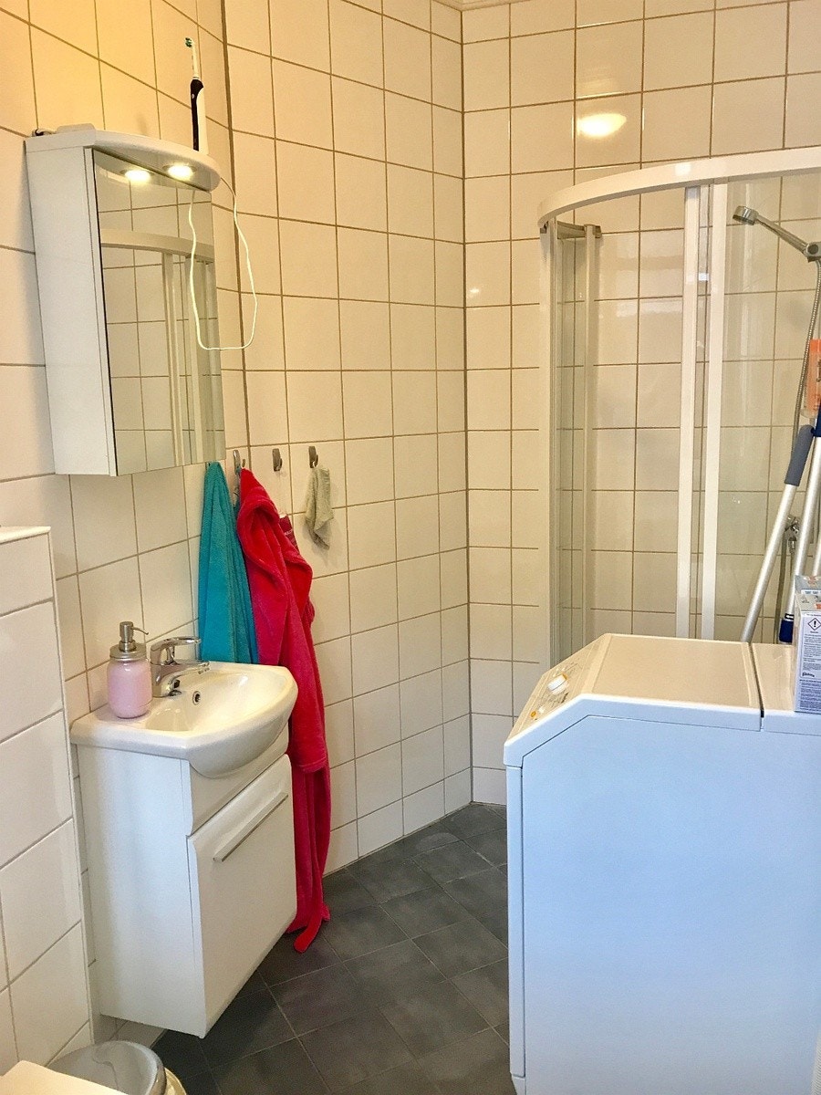 Bad annen etasje Dronning Maud Galleribilde