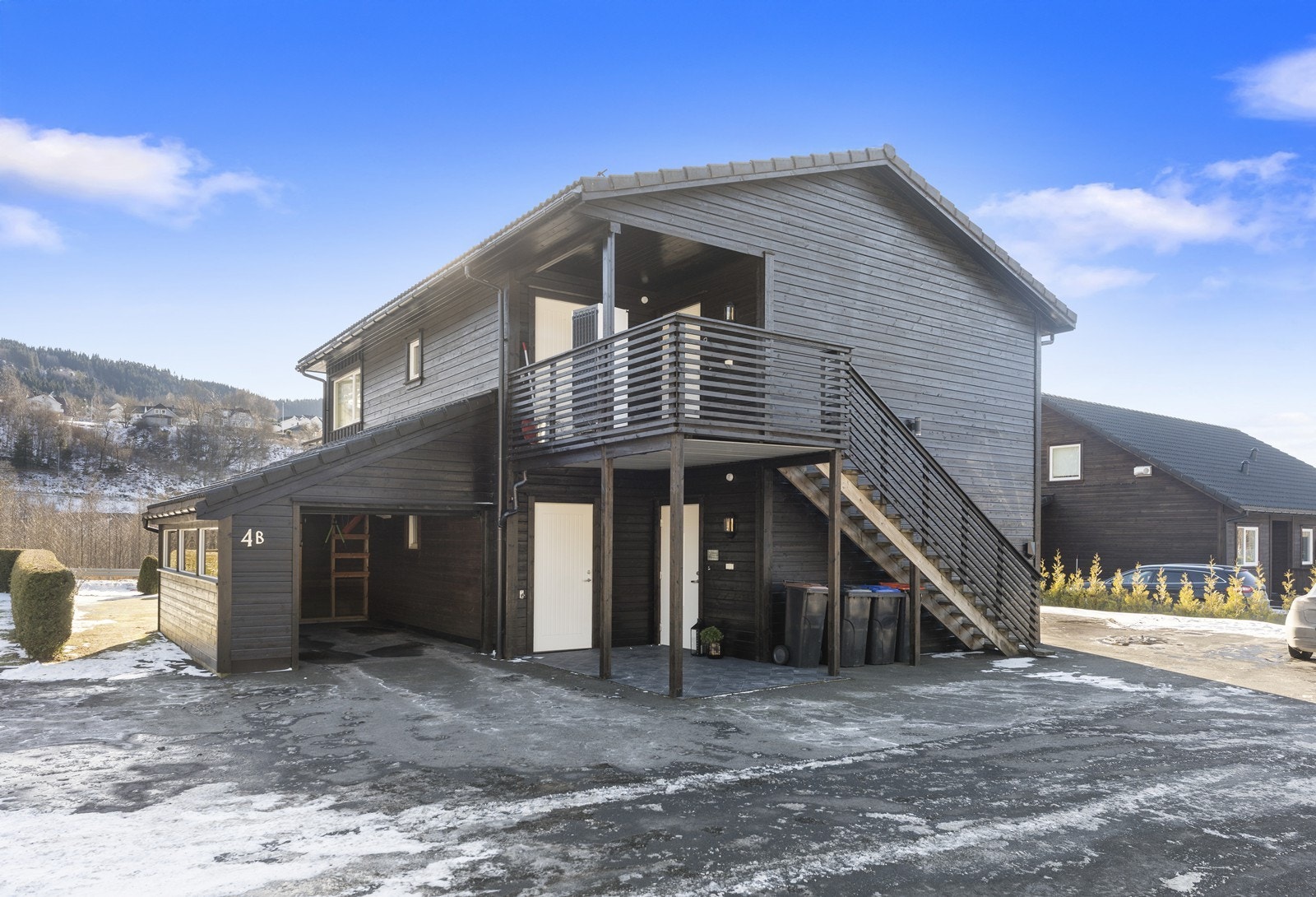 Horisontaldelt tomannsbolig fra 2013 Galleribilde