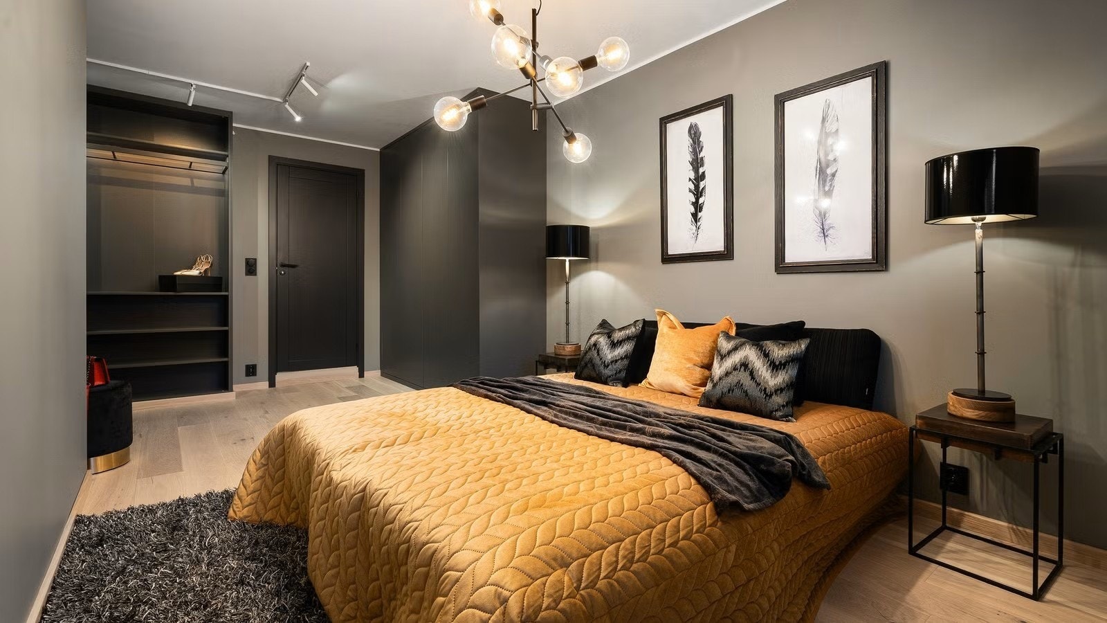 Hovedsoverom mot garderobe Galleribilde