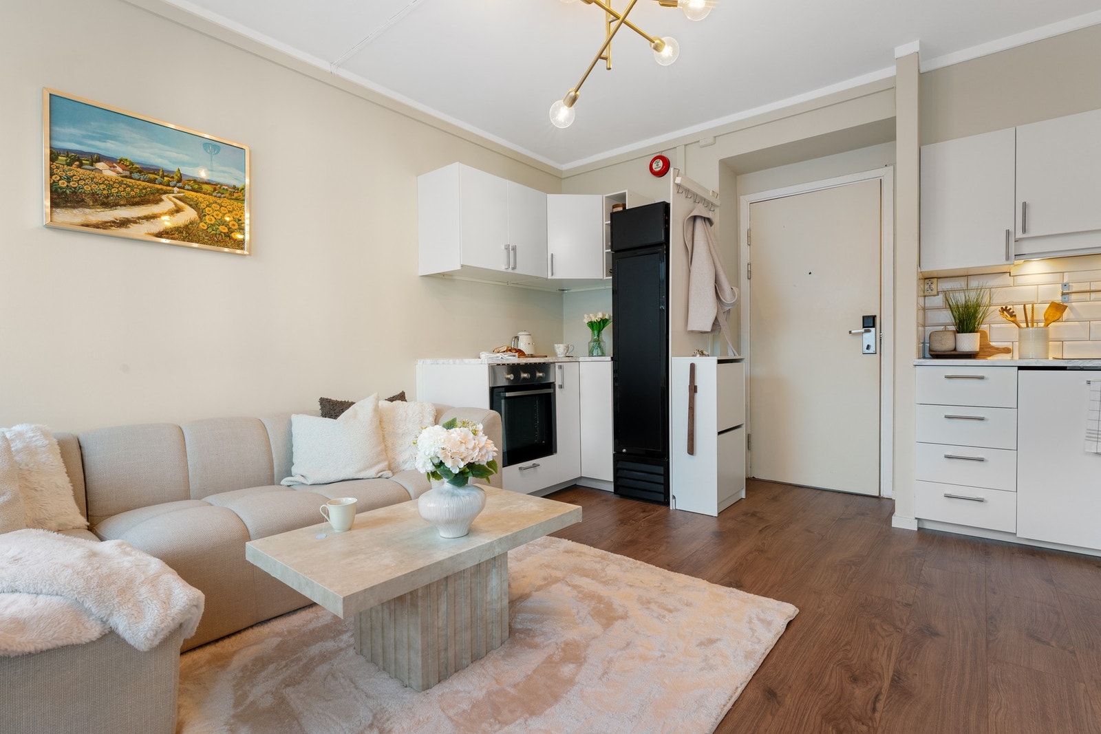 Velkommen til hjerte av Wergeland, og Eikeveien 4! Galleribilde