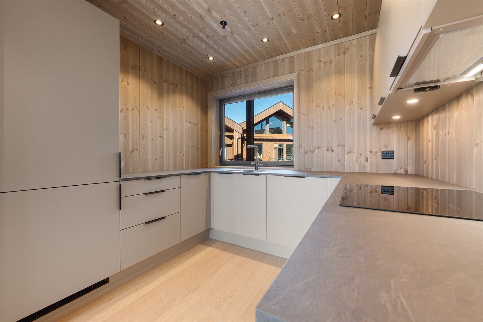 - Velkommen til Hovdegrend og leil. D - 33 - Galleribilde