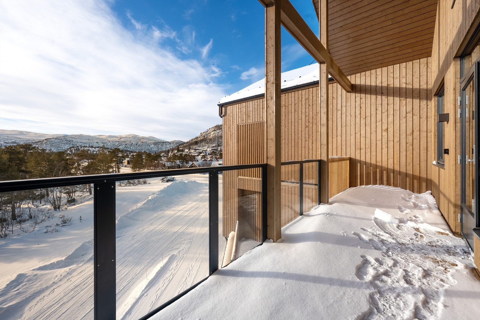 - Velkommen til Hovdegrend og leil. D - 33 - Galleribilde