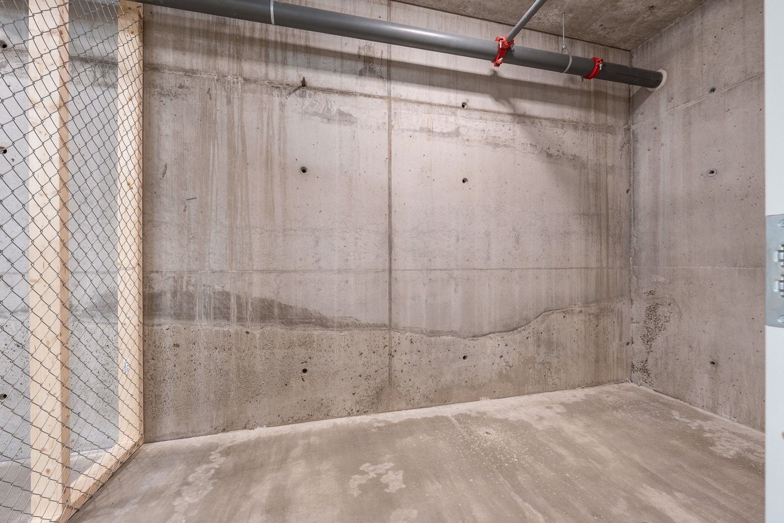 Sportsboden i kjeller. Galleribilde