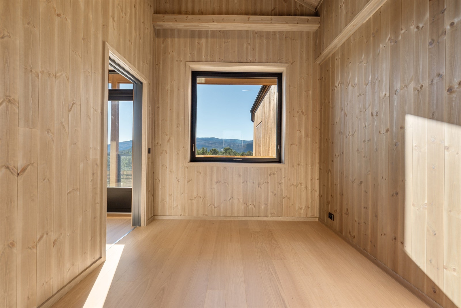 - Velkommen til Hovdegrend og leil. D - 33 - Galleribilde