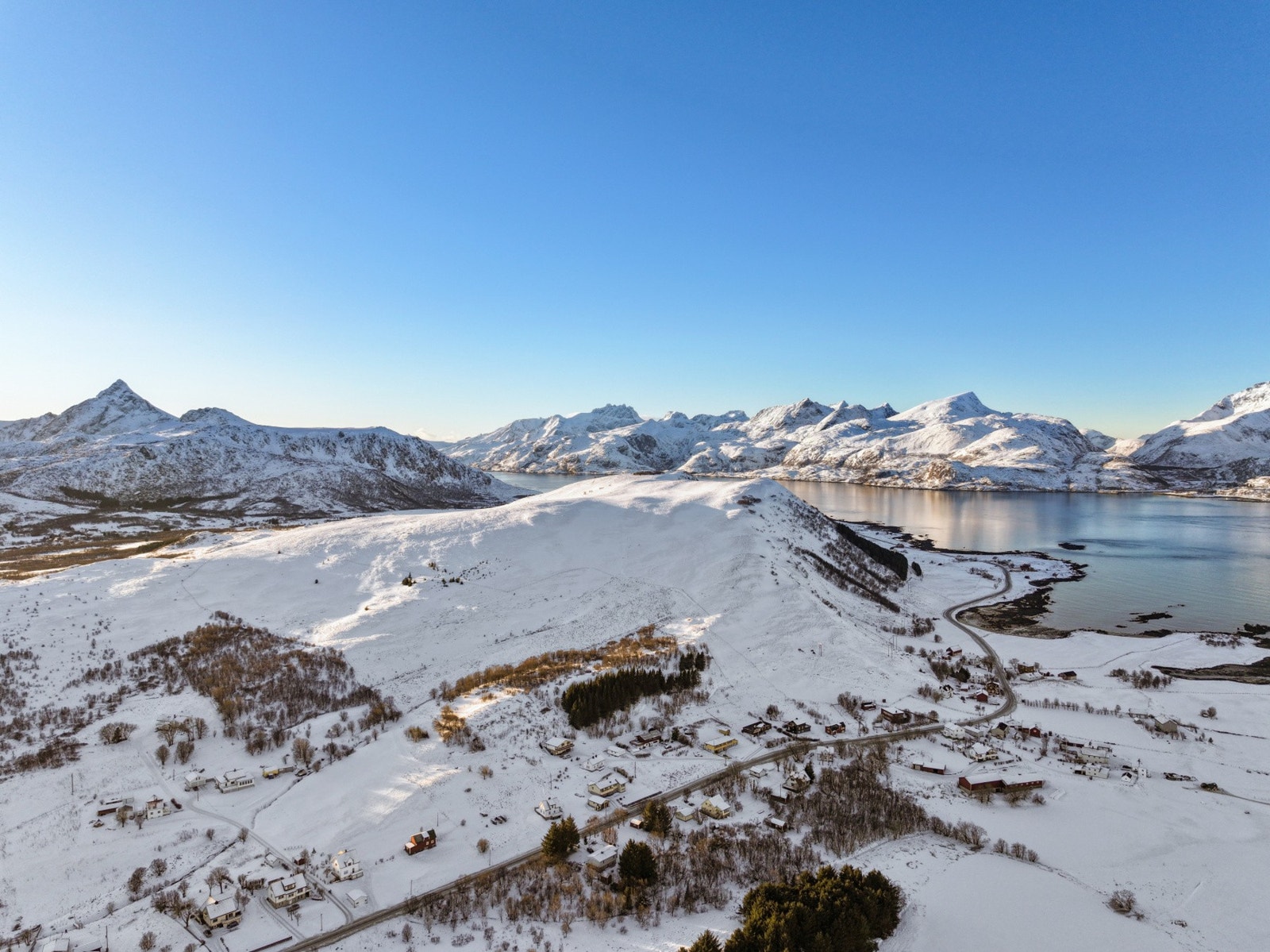 Området byr på en ro som gir en følelse av å være tilbaketrukket fra en travel hverdag, samtidig som det er en kort kjøretur til nødvendige fasiliteter. Galleribilde