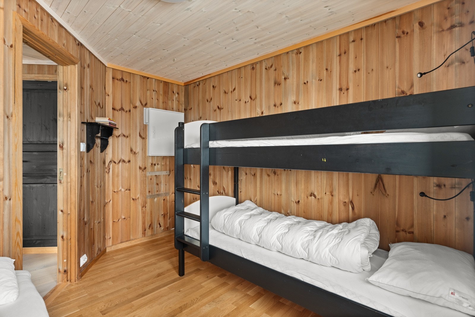 Innredet bod. Galleribilde