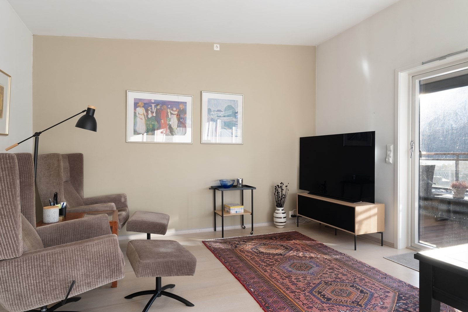 Her kan du skape ein eigen triveleg TV-krok i stova. Galleribilde