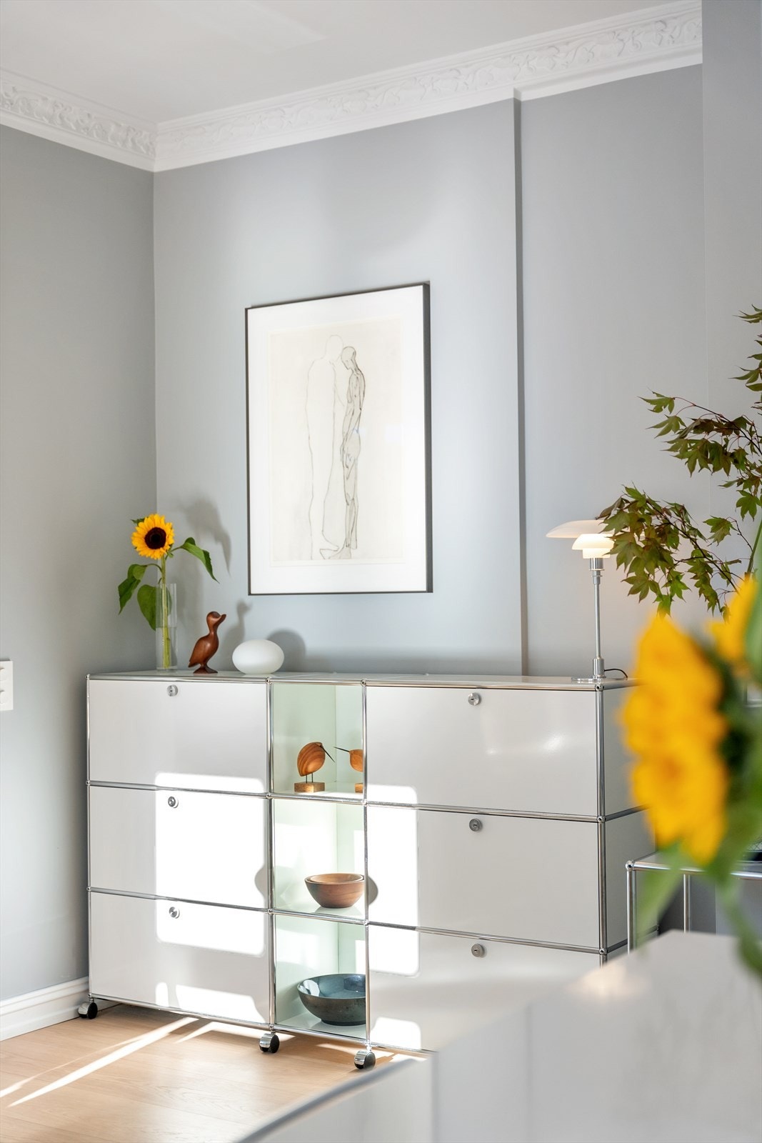 Flotte klassiske detaljer, og god plass til smarte oppbevaringsmuligheter. Galleribilde