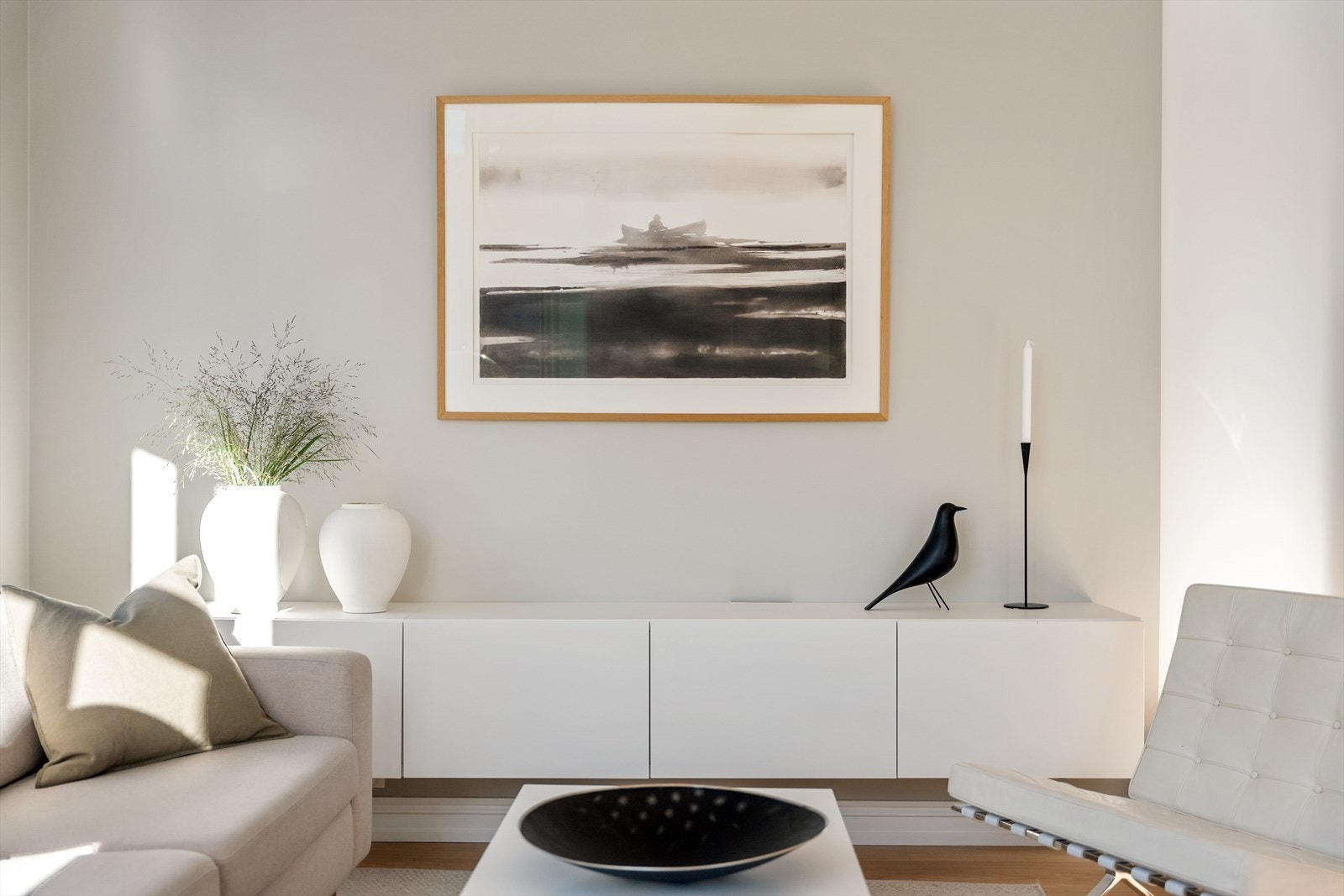 God plass til både sofagruppe og mediemøblement. Galleribilde