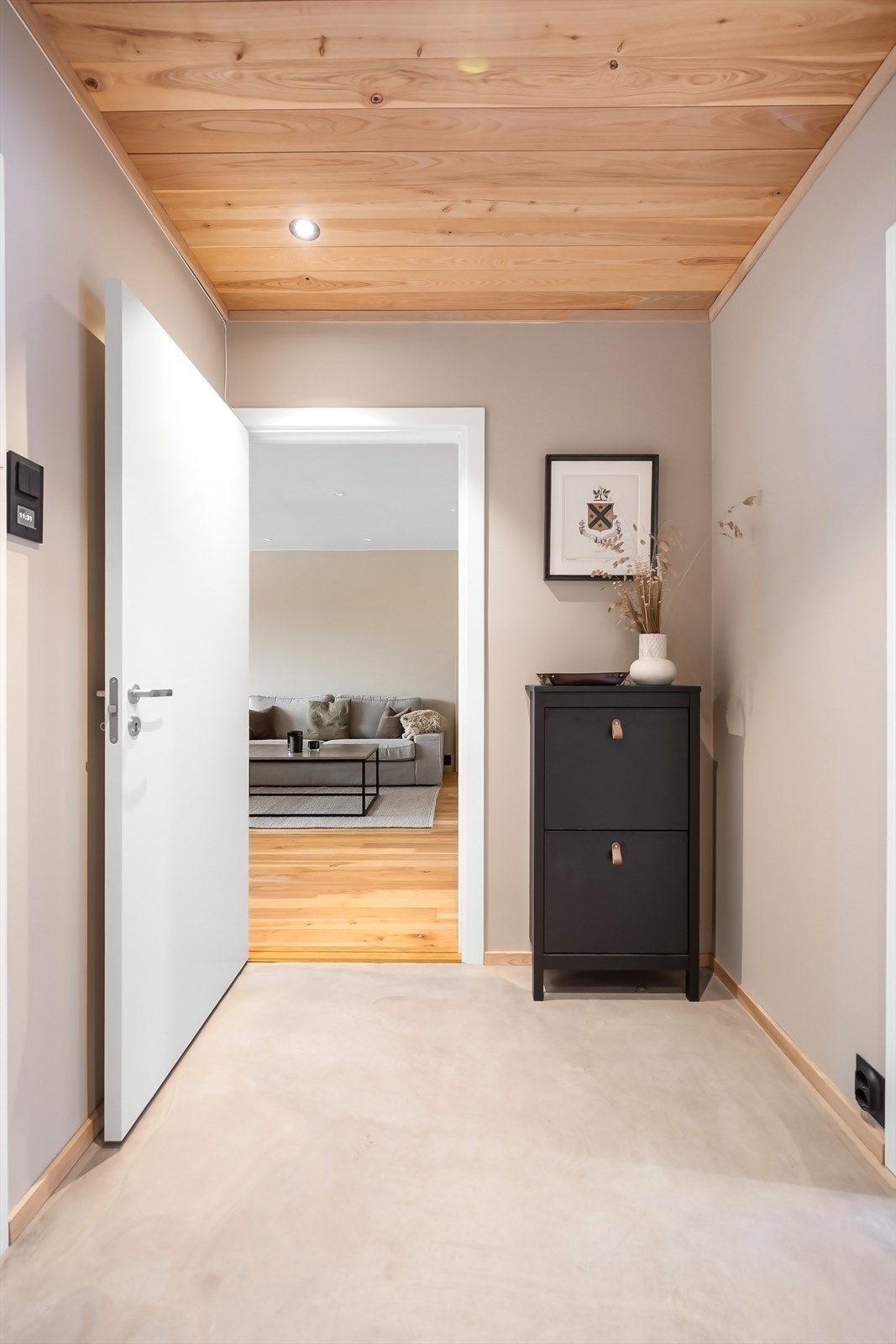 Det er lagt mikrosement på gulvet. Galleribilde