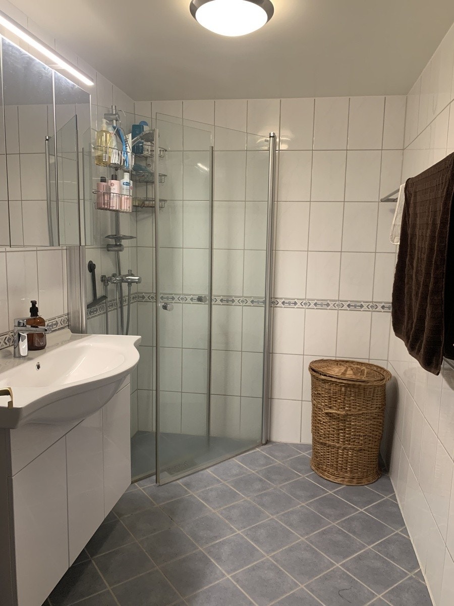 Bad med dusj Galleribilde