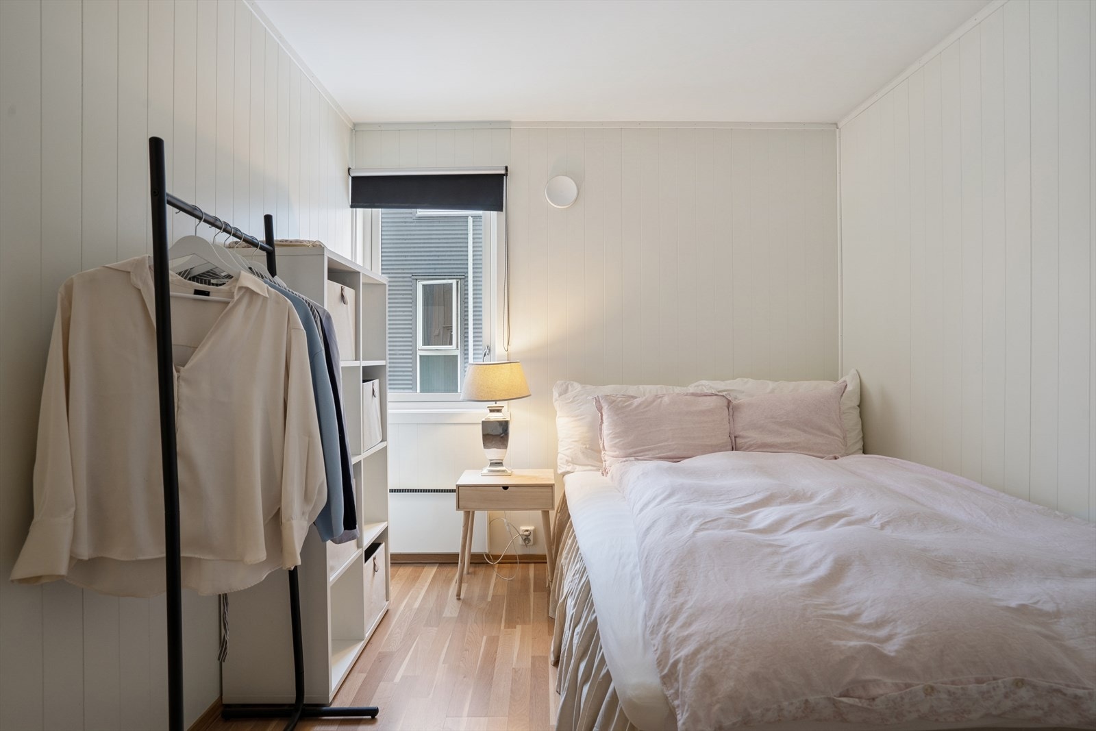 Soverom nr. 2 er lyst og romslig. Galleribilde