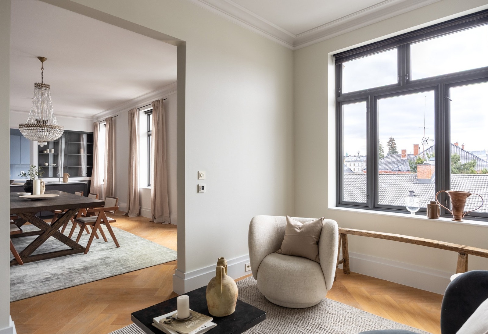 Skjermet stue i forlengelse av spsiestuen. Galleribilde