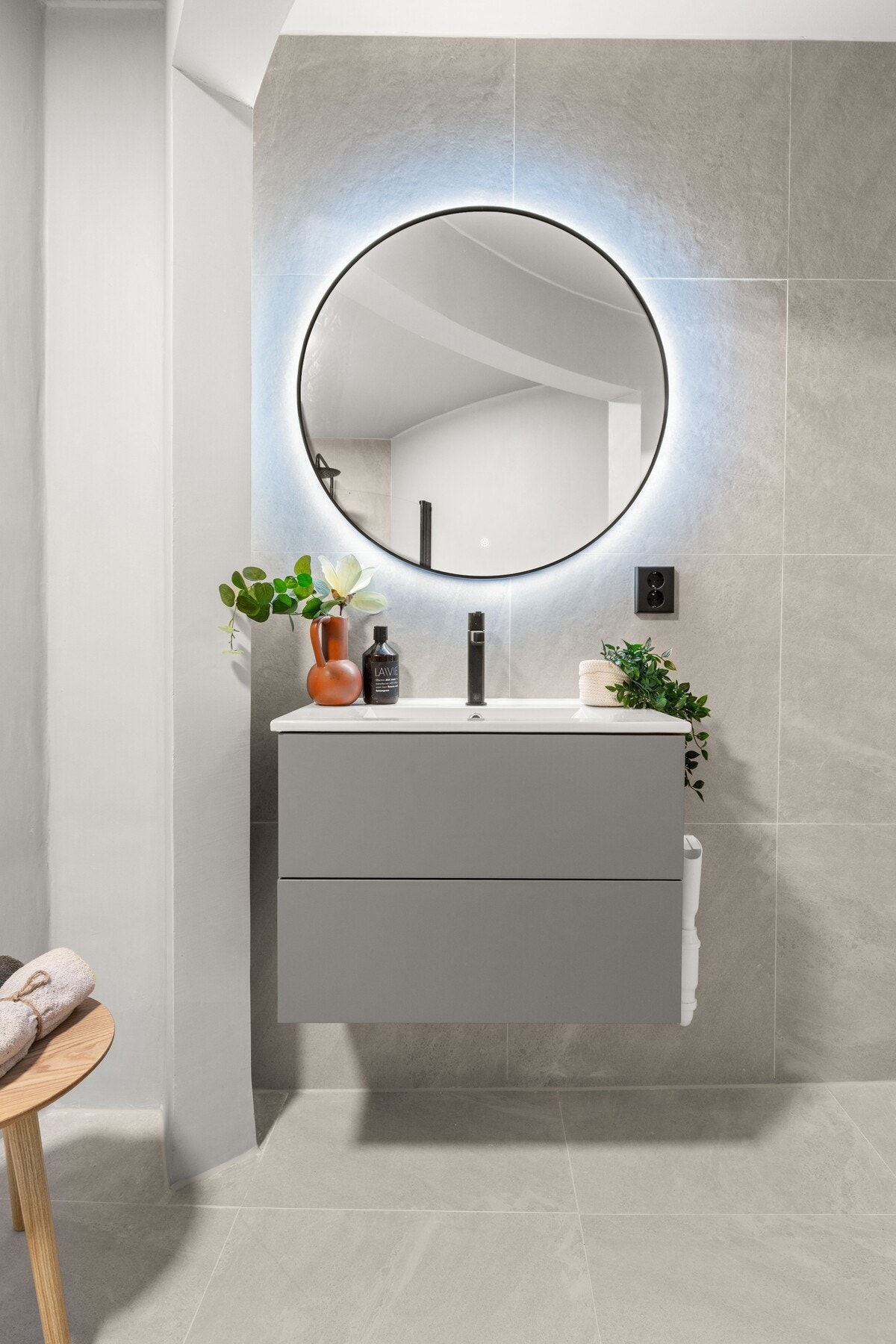 Opplegg for vaskemaskin. Galleribilde