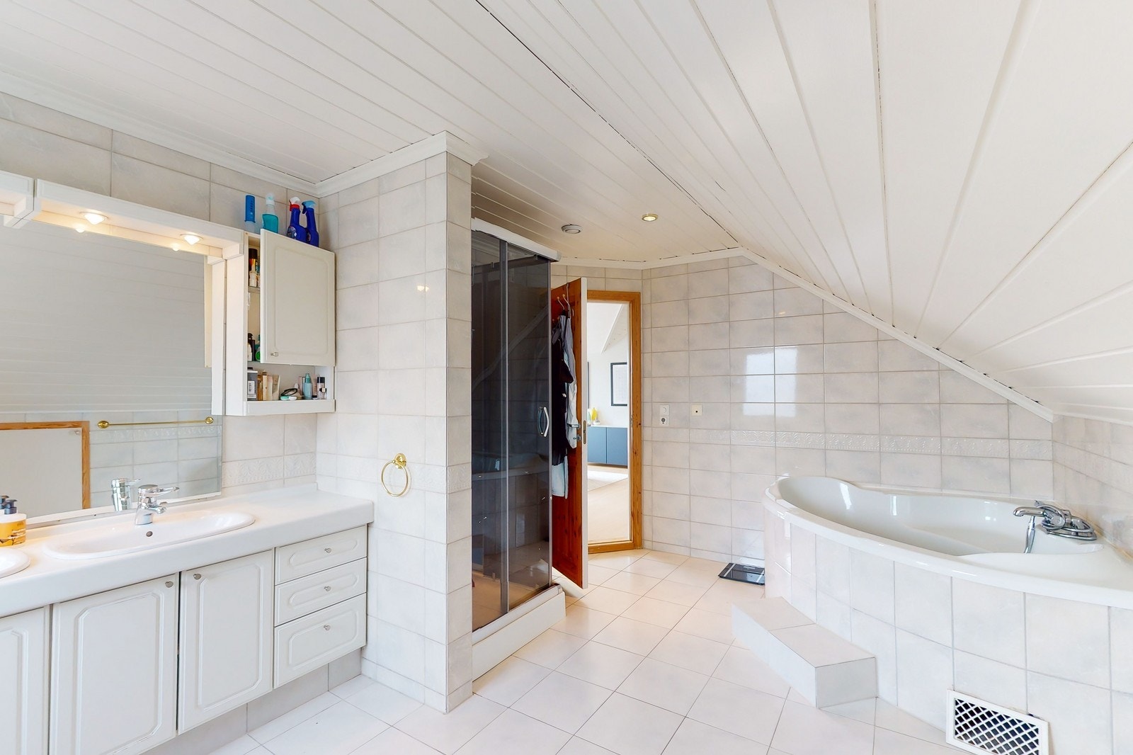 Baderom 2.etg. Galleribilde