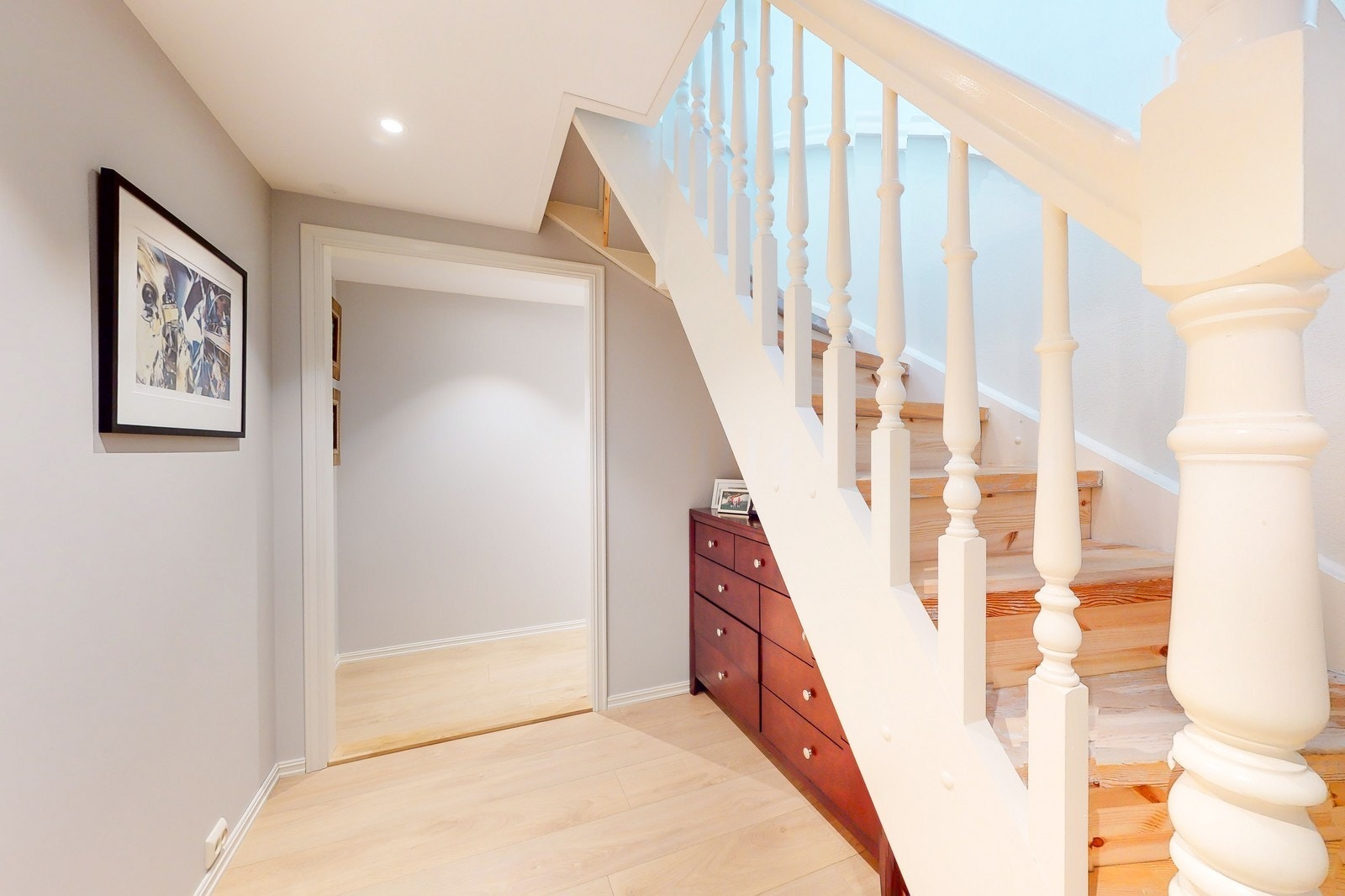 Trappegang - her fra u.etg. Galleribilde