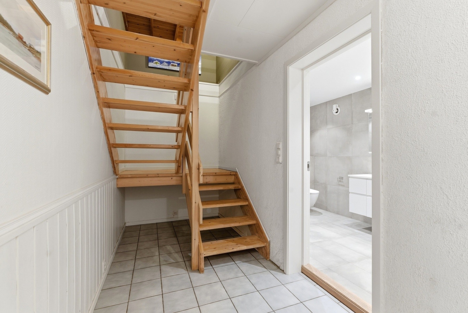 Gang/trapperom med varme i gulv Galleribilde