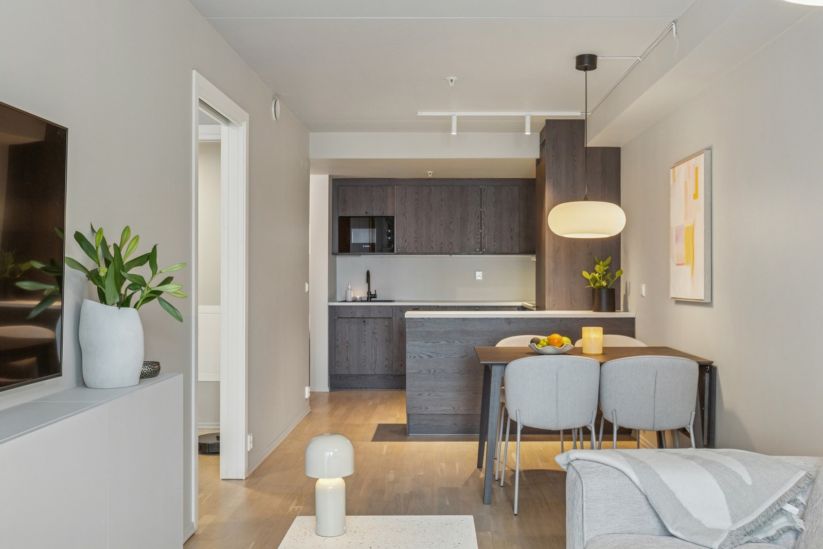 Fra stuen er det ankomst til soverommet. Galleribilde