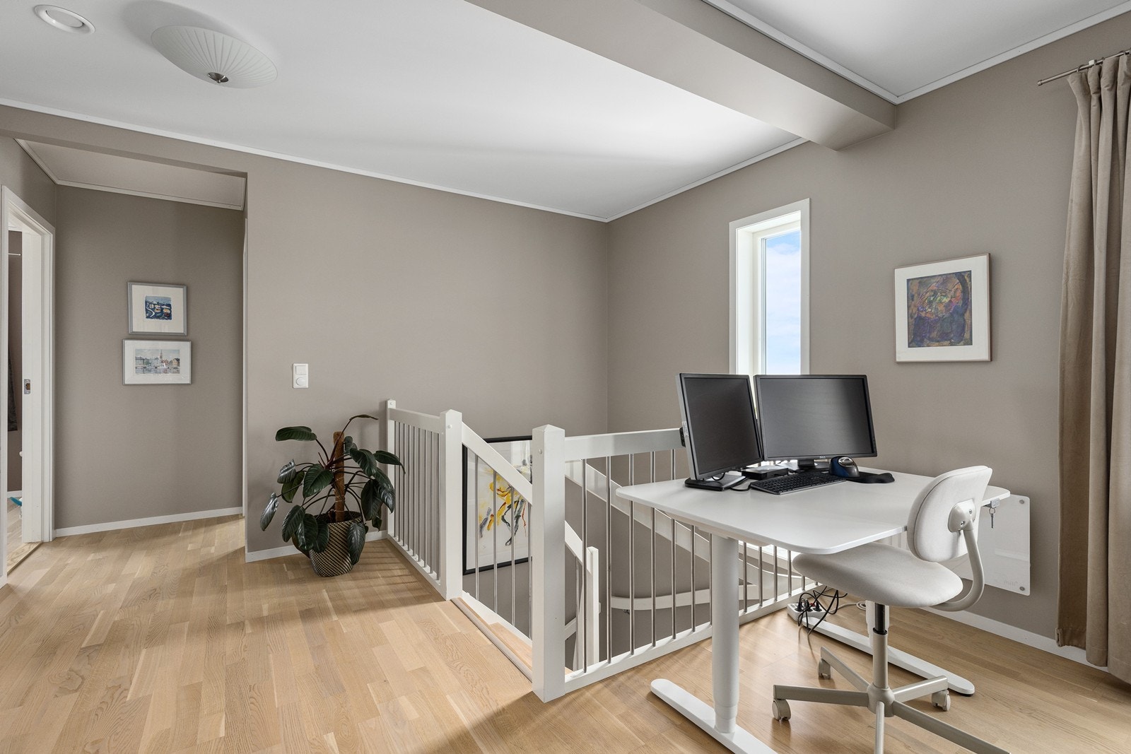 Stue i 2.etg. Galleribilde