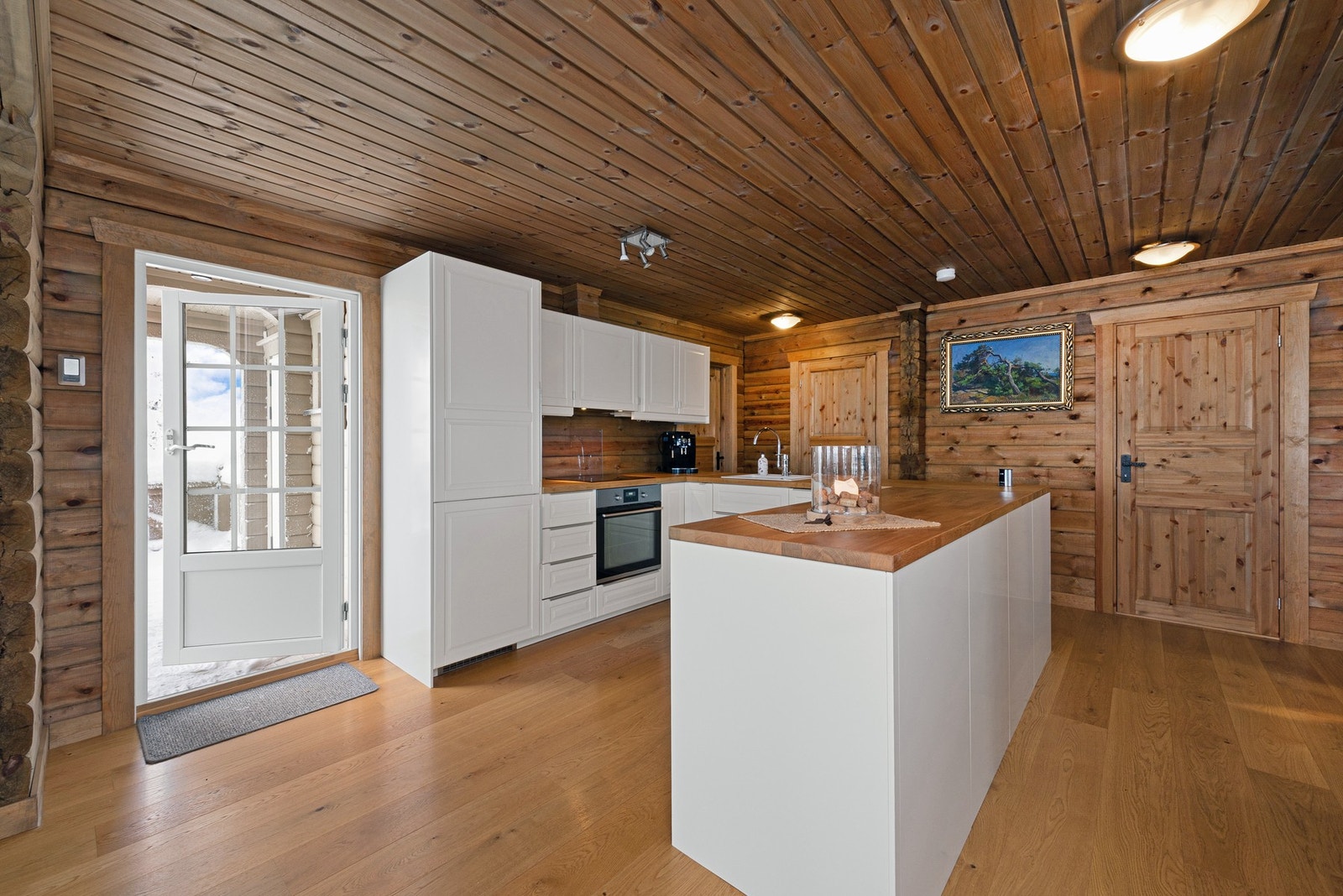 Enkel utgang til verandaen. Galleribilde