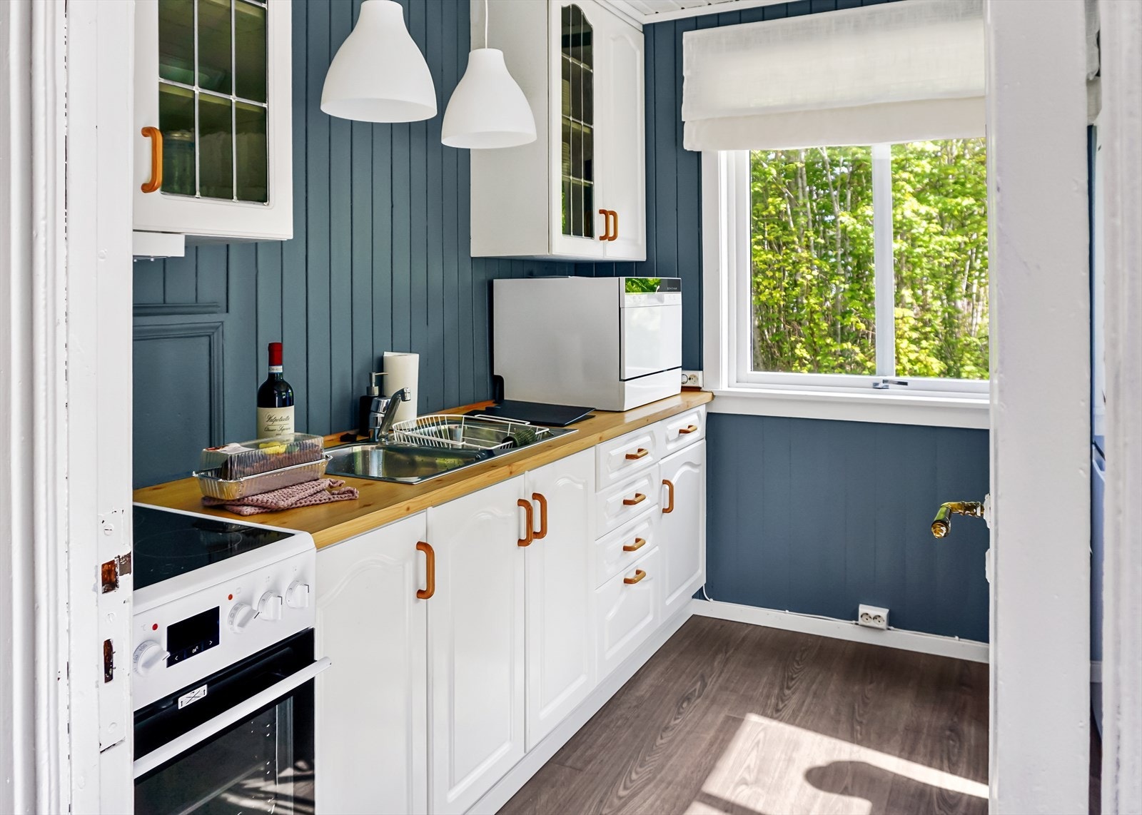 Klassisk og koselig kjøkken Galleribilde