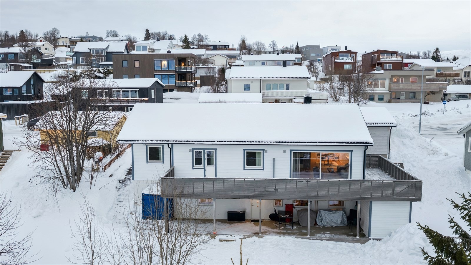 Attraktiv beliggenhet på Mortensnes. Galleribilde