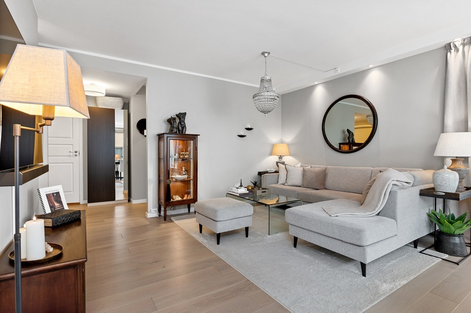 Lekker og gjennomgående leilighet med enstavs parkett i alle rom. Galleribilde